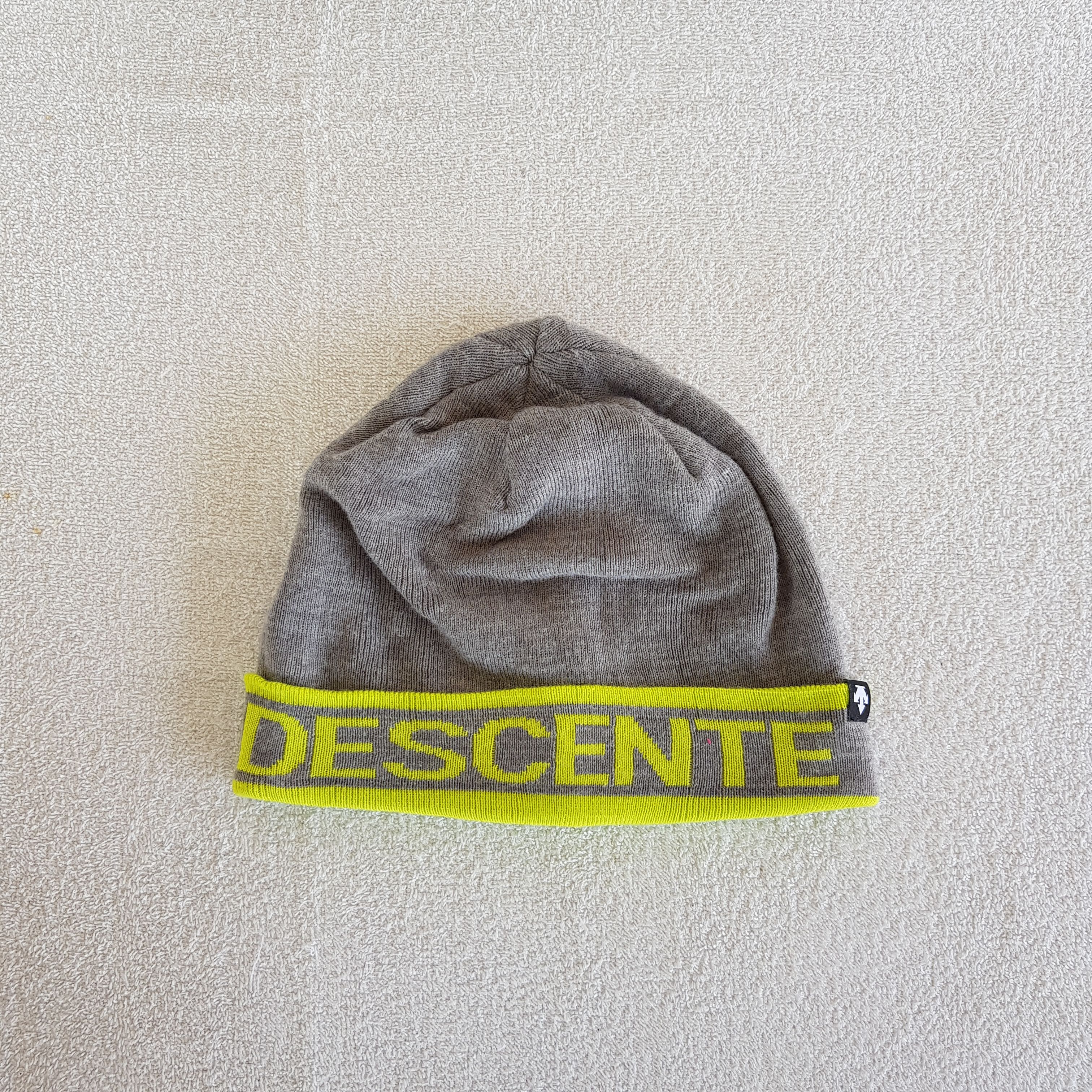Descente Vintage Descente Beanie Japanese Sportswear Snow Caps Hats Size ONE SIZE - 5 Thumbnail