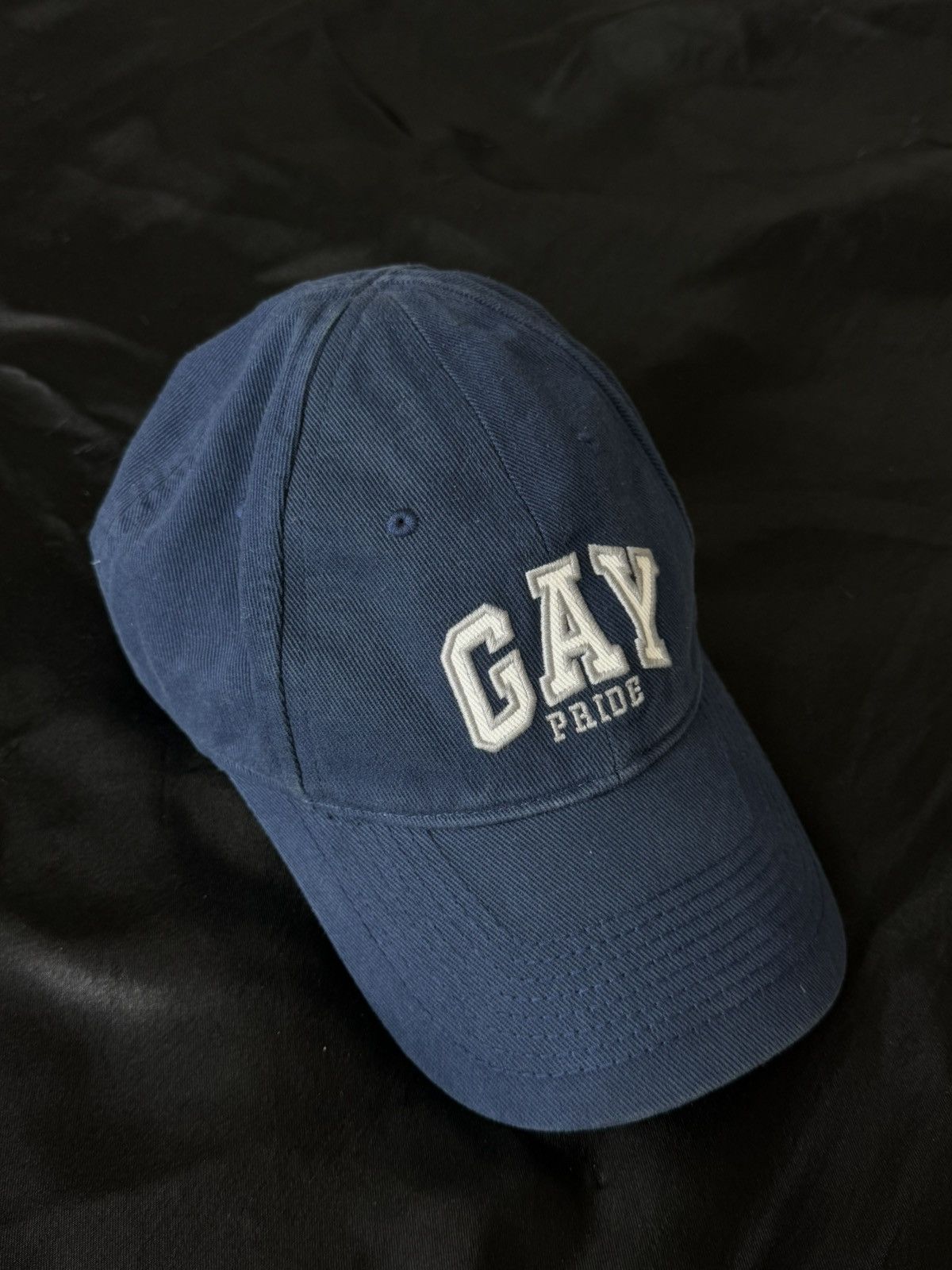 Balenciaga Balenciaga Gay Pride Hat Size ONE SIZE - 1 Thumbnail