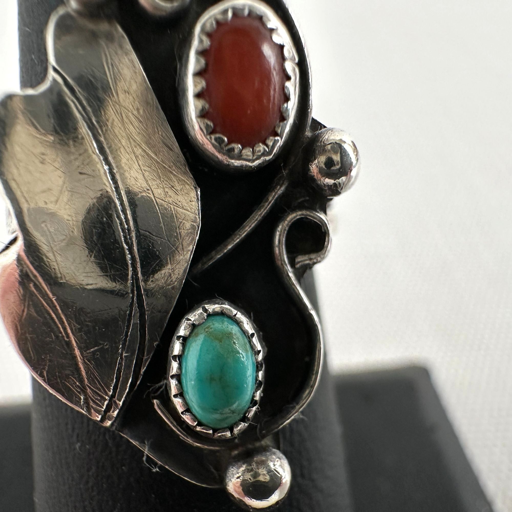 Native Native American Navajo Sterling Silver Turquoise and Coral R Size ONE SIZE - 11 Thumbnail
