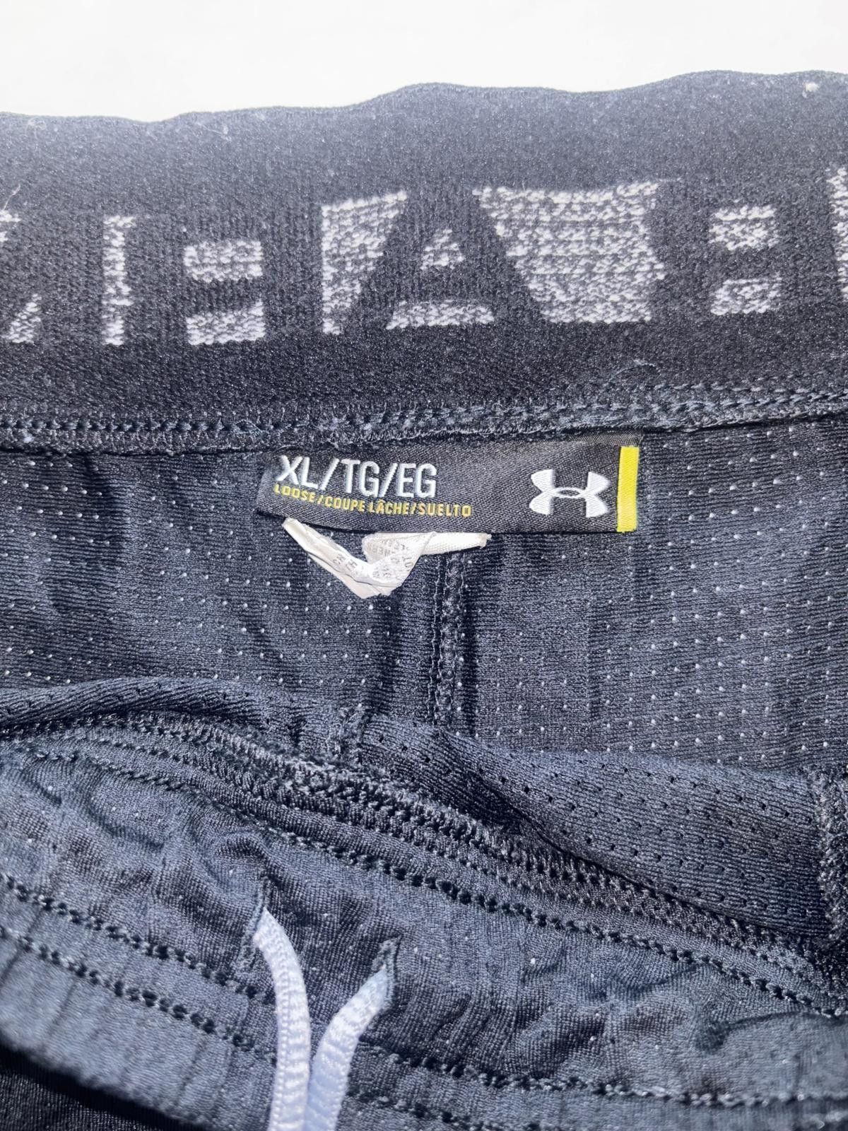 Under Armour Athletic Under Armour Men's Shorts - XL Size US 36 / EU 52 - 4 Thumbnail