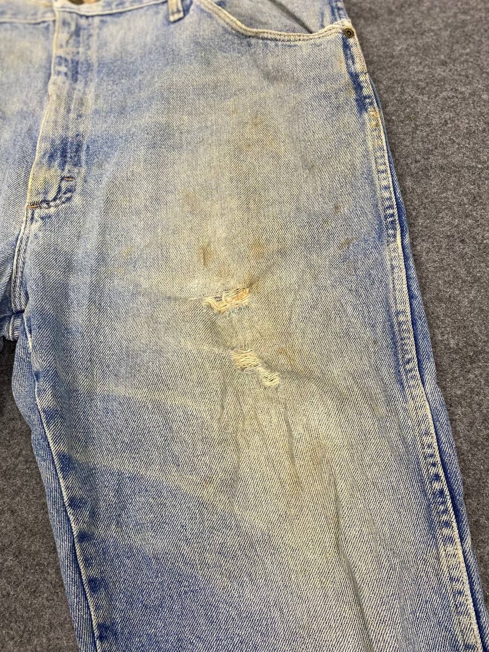 Wrangler vintage wrangler relaxed fit distressed denim Size US 40 / EU 56 - 7 Thumbnail