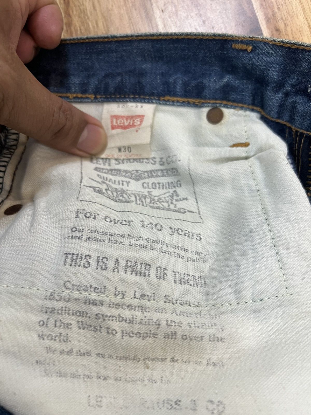 Levi's Vintage Levis 502 Big E Button J22 Denim Jeans Size US 30 / EU 46 - 7 Thumbnail