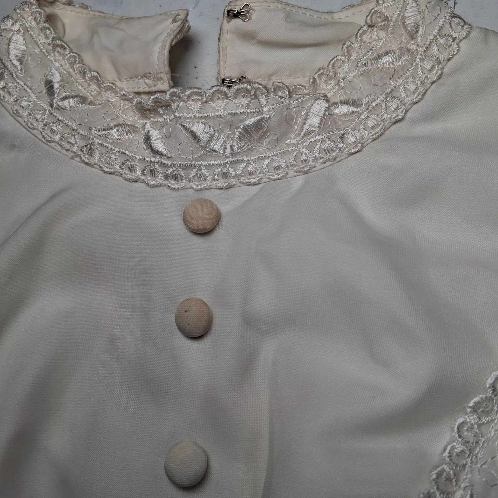 Layer 8 VINTAGE First Communion Dress Girls Size 5 Ivory Long Sleeve Sheer Layer Size US S / EU 44-46 / 1 - 6 Thumbnail