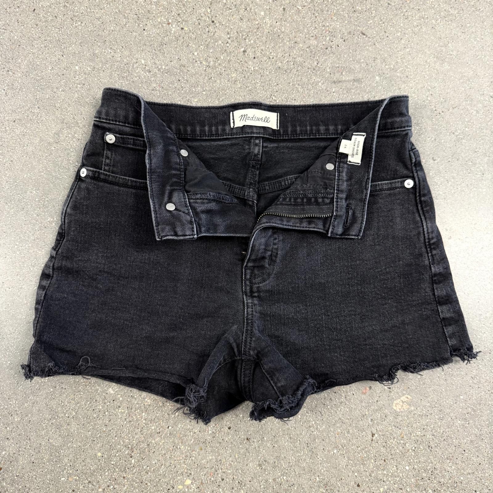 Madewell Madewell High-Rise Denim Shorts Raw-Hem Designer Black - 26 Size 26" / US 2 / IT 38 - 1 Thumbnail