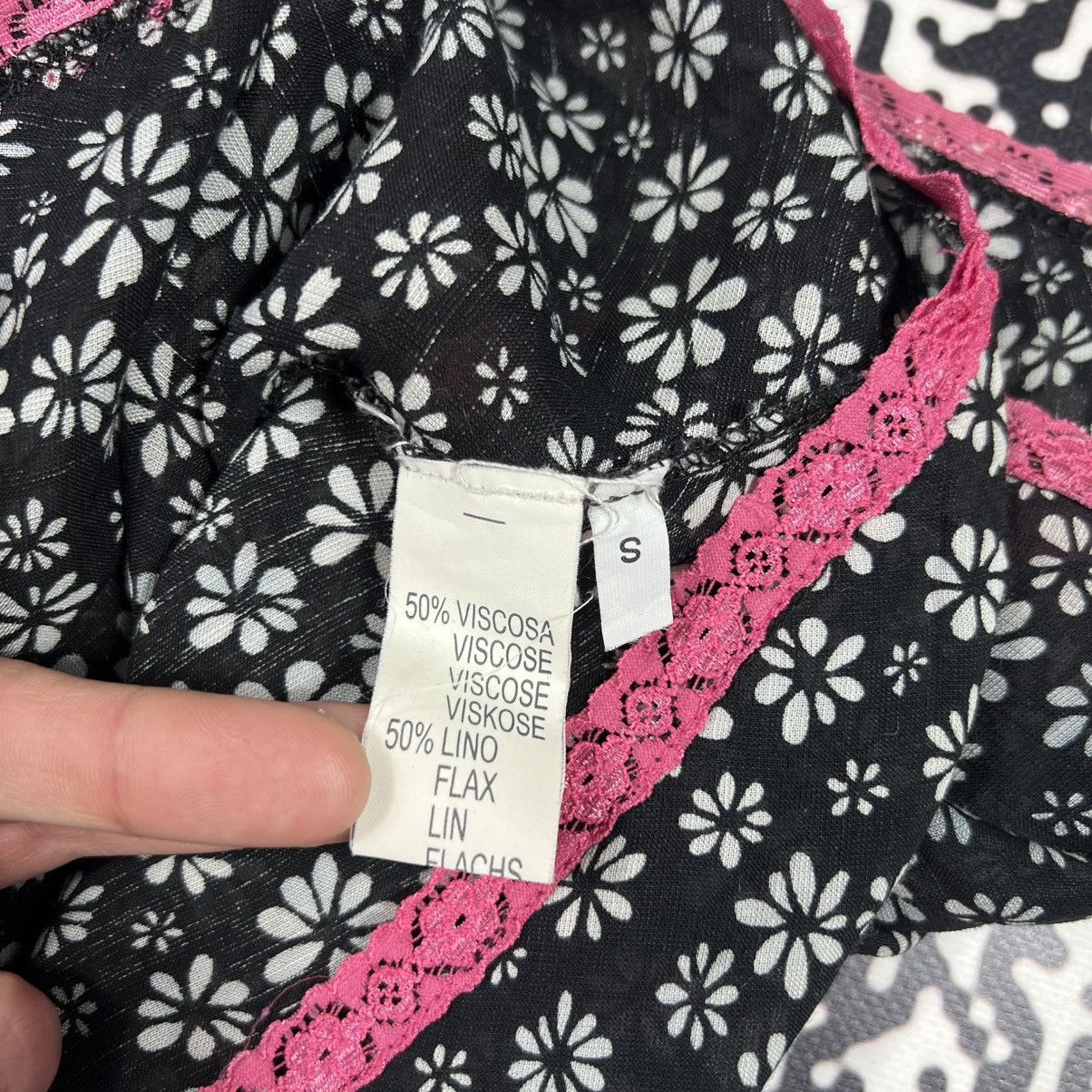 Vintage Vintage Y2K Sexy Mesh Floral Monogram Flower Print Tank Top Size S / US 4 / IT 40 - 11 Thumbnail