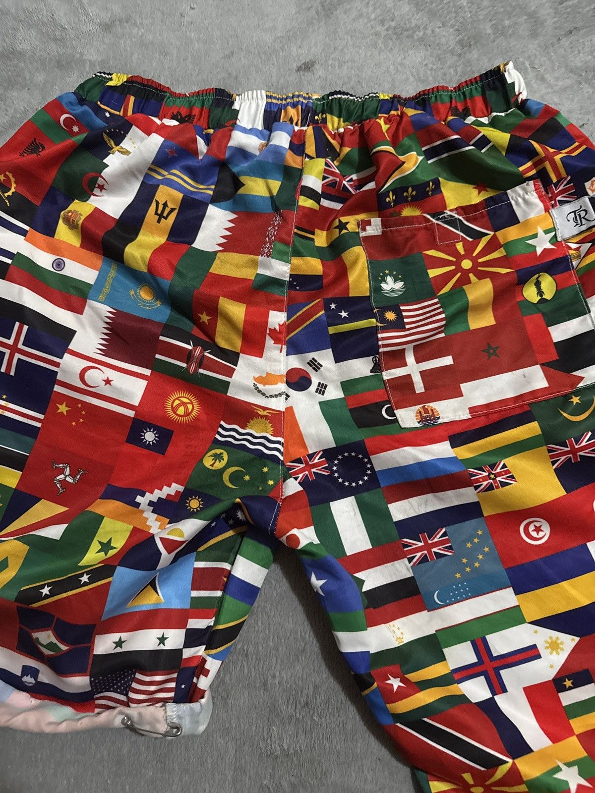 Vintage World Flags Shorts Vintage 80s 90s men’s lounge Size US 31 - 6 Thumbnail