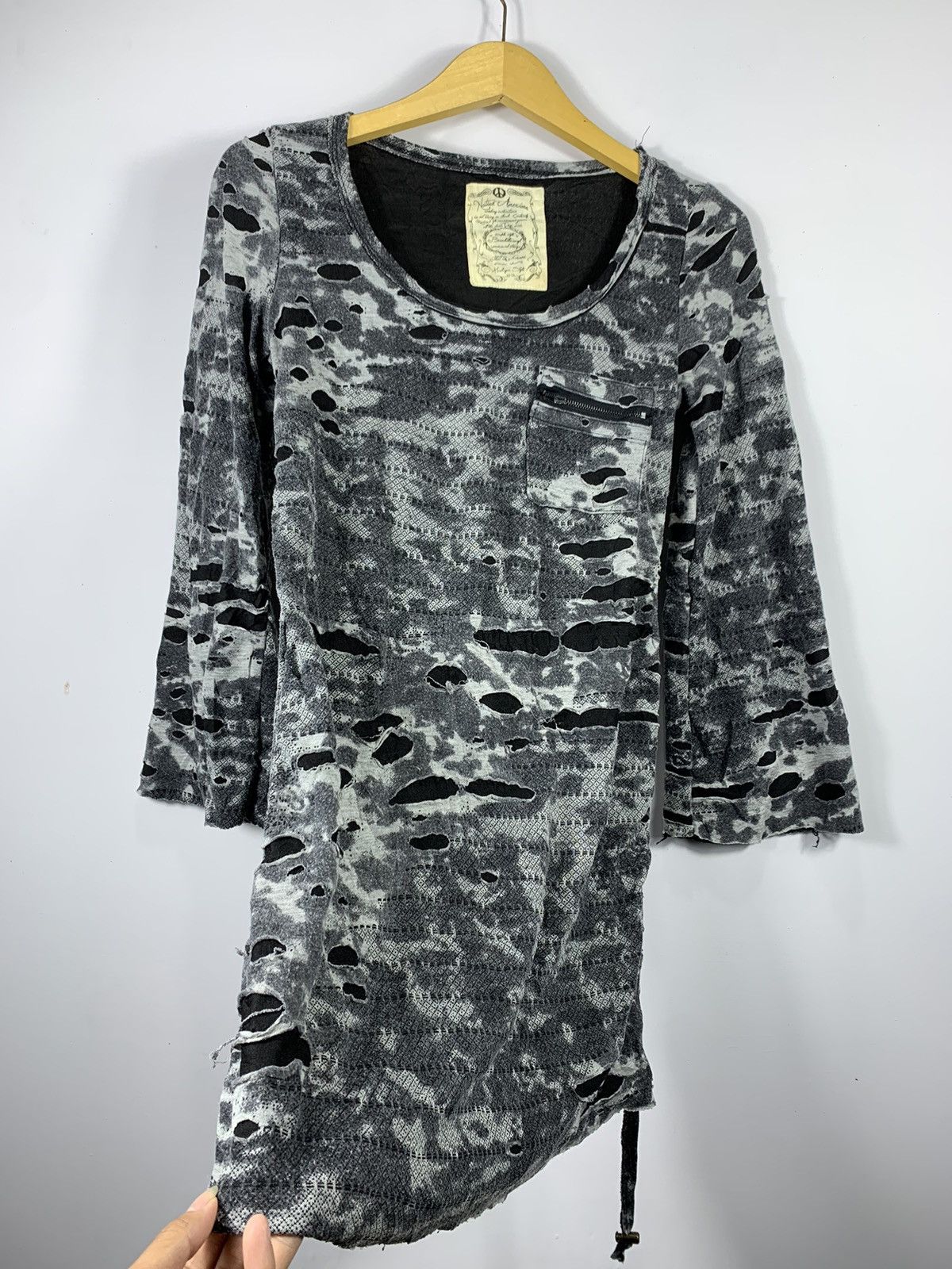 Isamu Katayama Backlash DISTRESSED NATIVE AMERICAN CRAZY ABSTRACT LONG SLEEVE Size US M / EU 48-50 / 2 - 2 Thumbnail