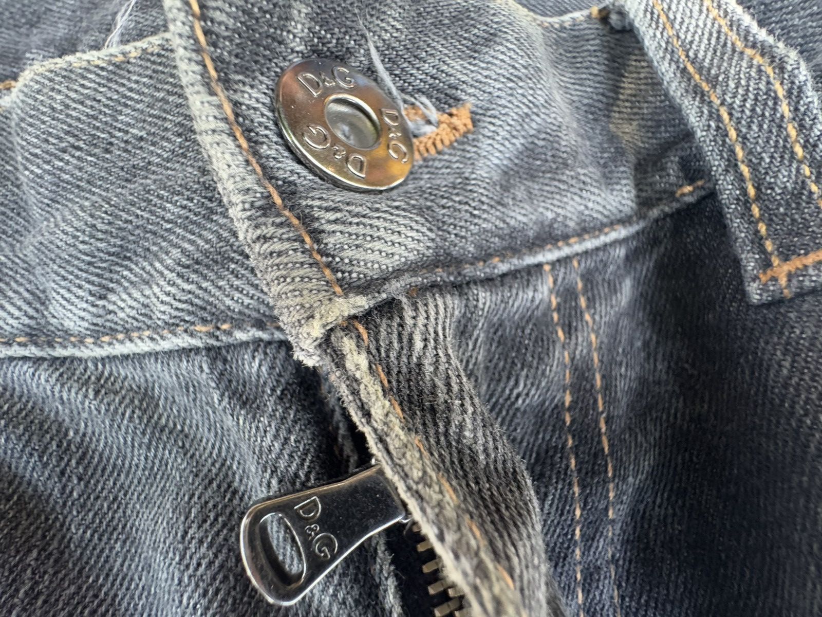 Dolce & Gabbana × Vintage Vintage Dolce & gabbana Pant - size 32 Made in romania Size US 32 / EU 48 - 9 Thumbnail