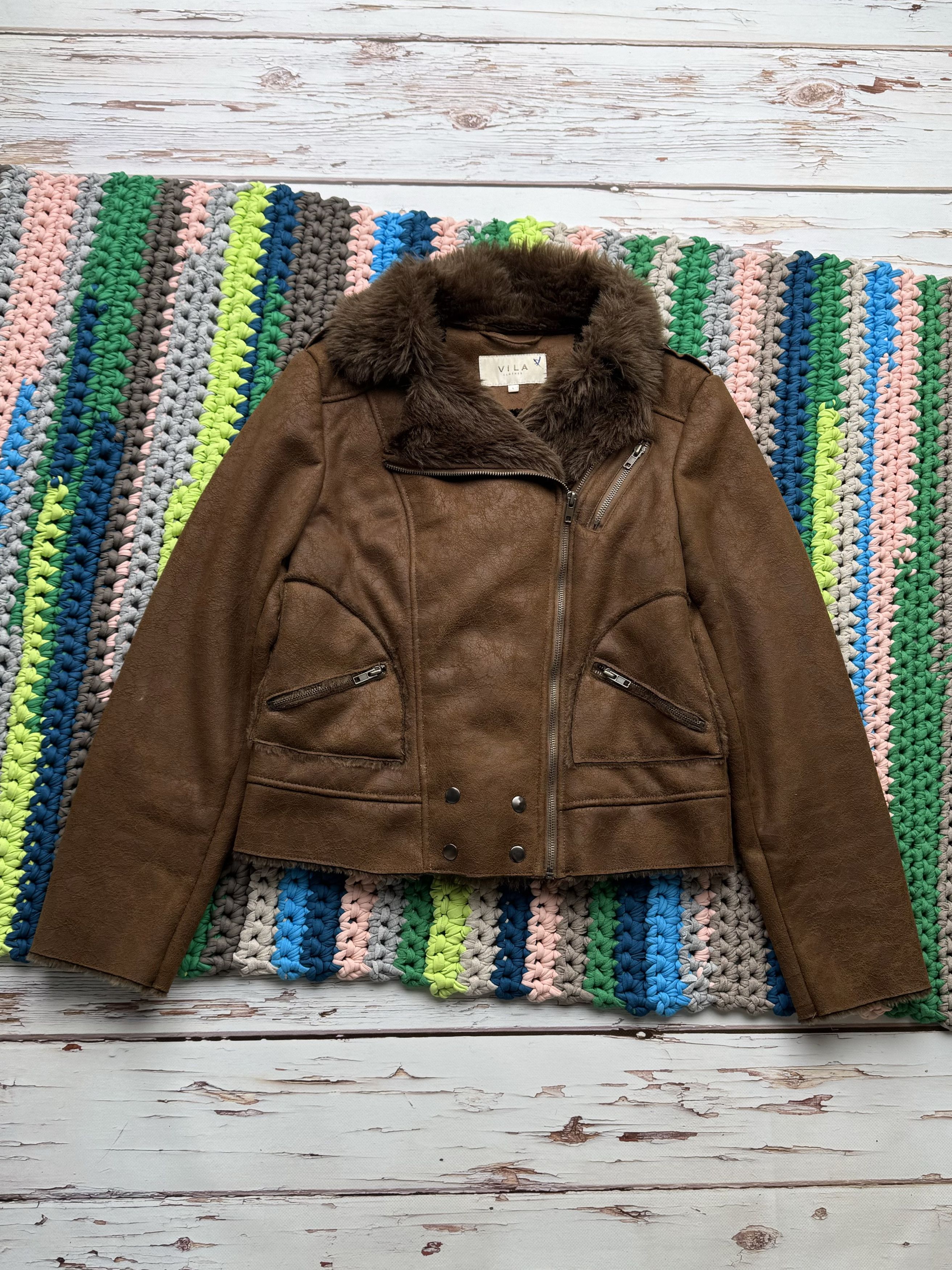 Japanese Brand Vintage Faux Sheepskin Coat (D10)(D15) Size L / US 10 / IT 46 - 1 Thumbnail