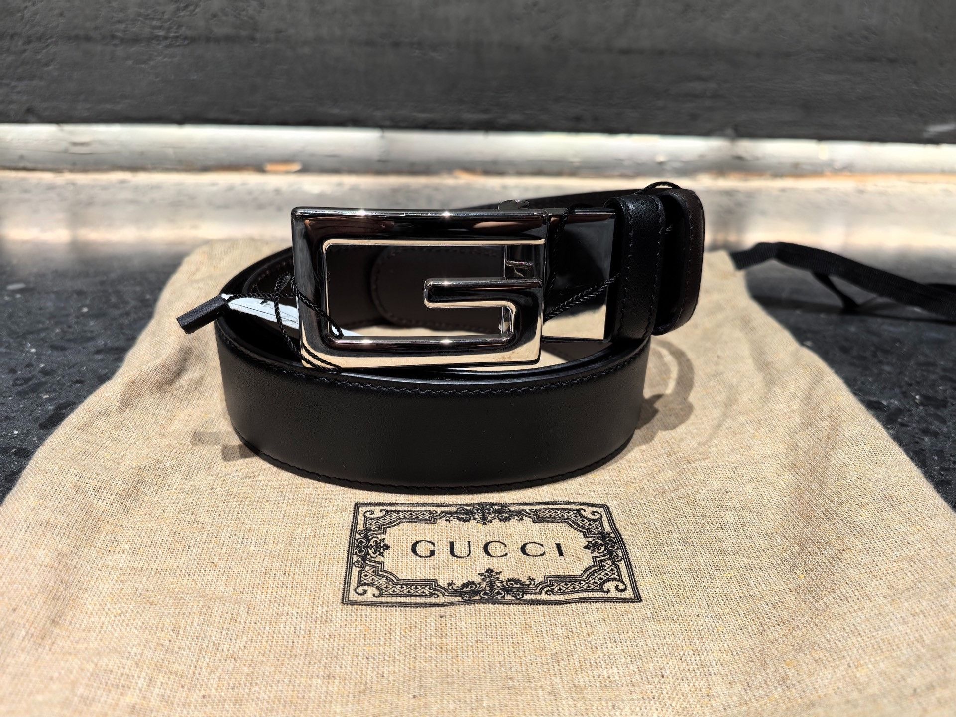 Gucci GUCCI square G smooth buckle double-sided belt 2501-Nextarr Size ONE SIZE - 1 Thumbnail