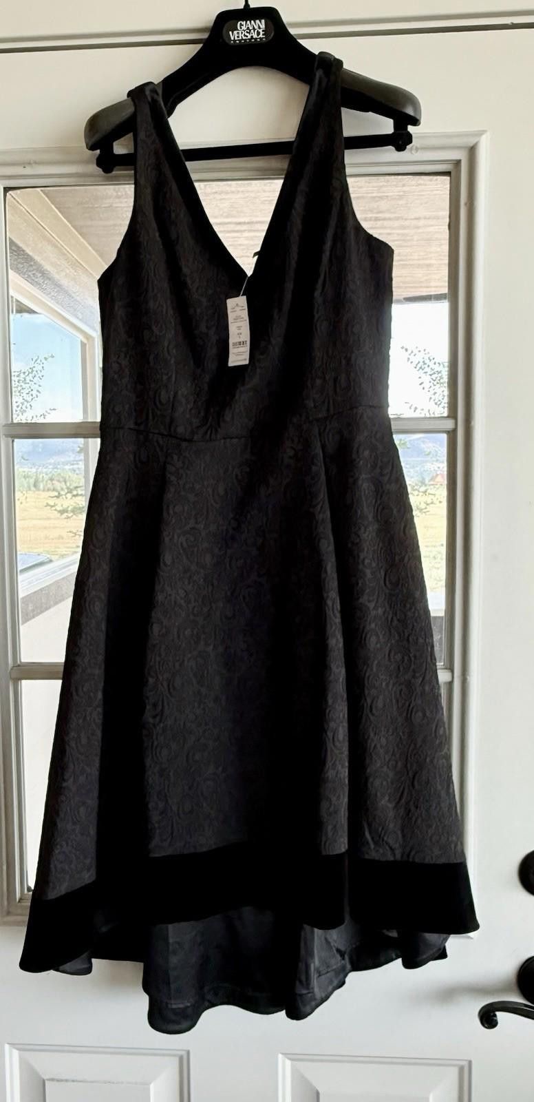 Other NWT WHBM Stunning Black Brocade Fit/Flare Dress w Velvet 4 Size S / US 4 / IT 40 - 4 Thumbnail