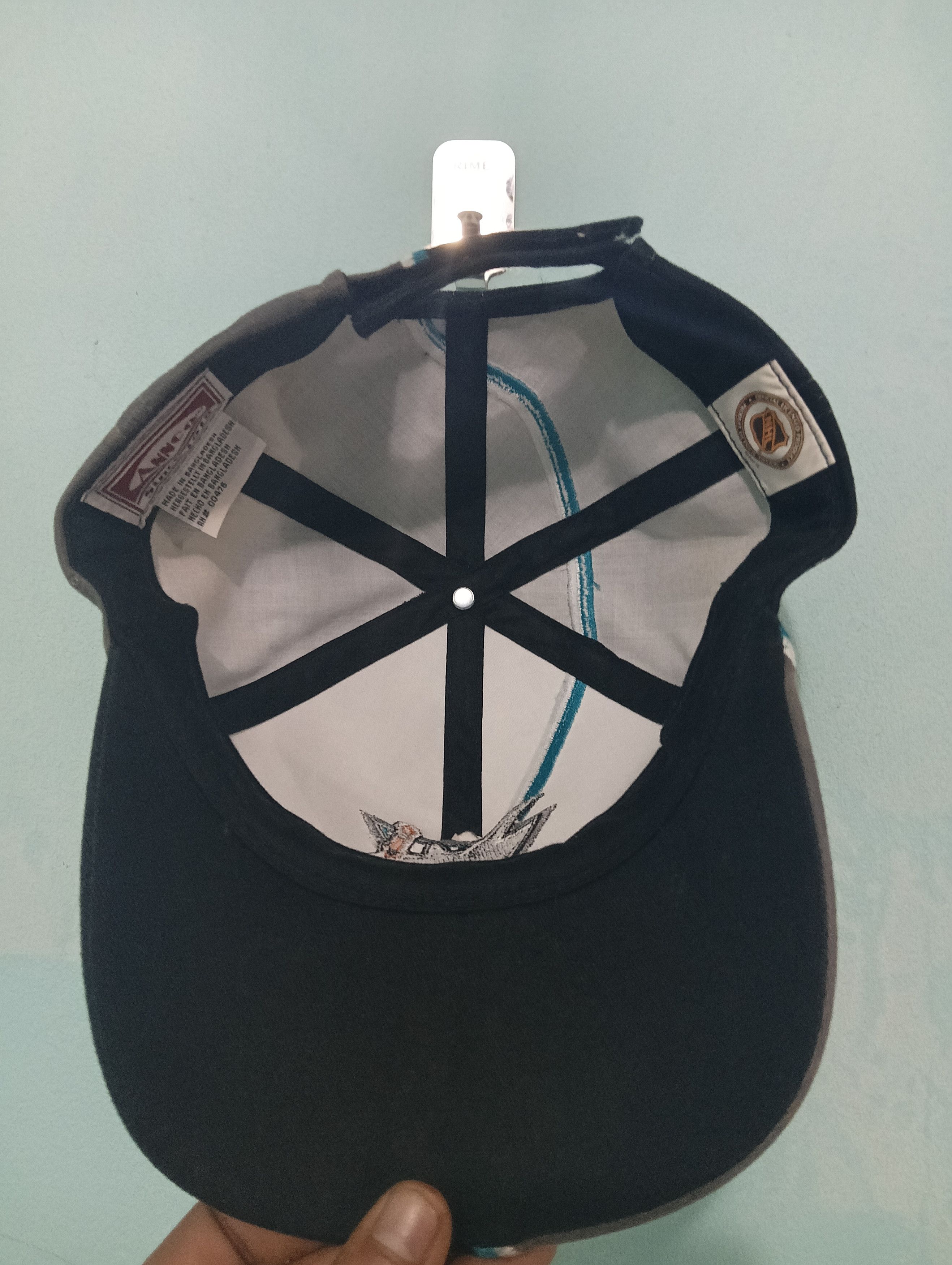 NHL vintage 90s san jose sharks nhl cap Size ONE SIZE - 5 Thumbnail