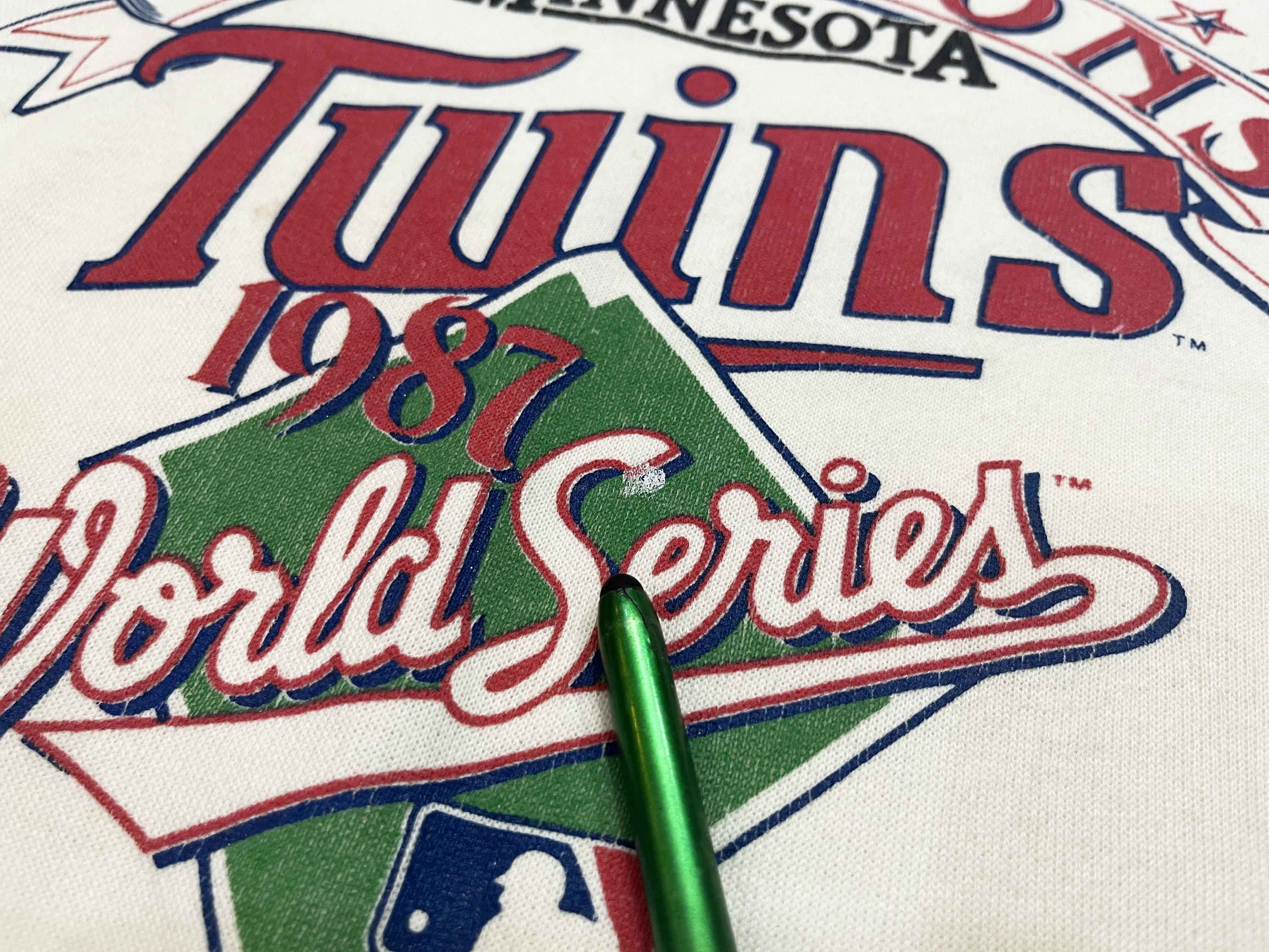 Hanes Vintage Hanes 1987 MLB Minnesota Twins Crewneck Sweatshirt Size US XL / EU 56 / 4 - 6 Thumbnail