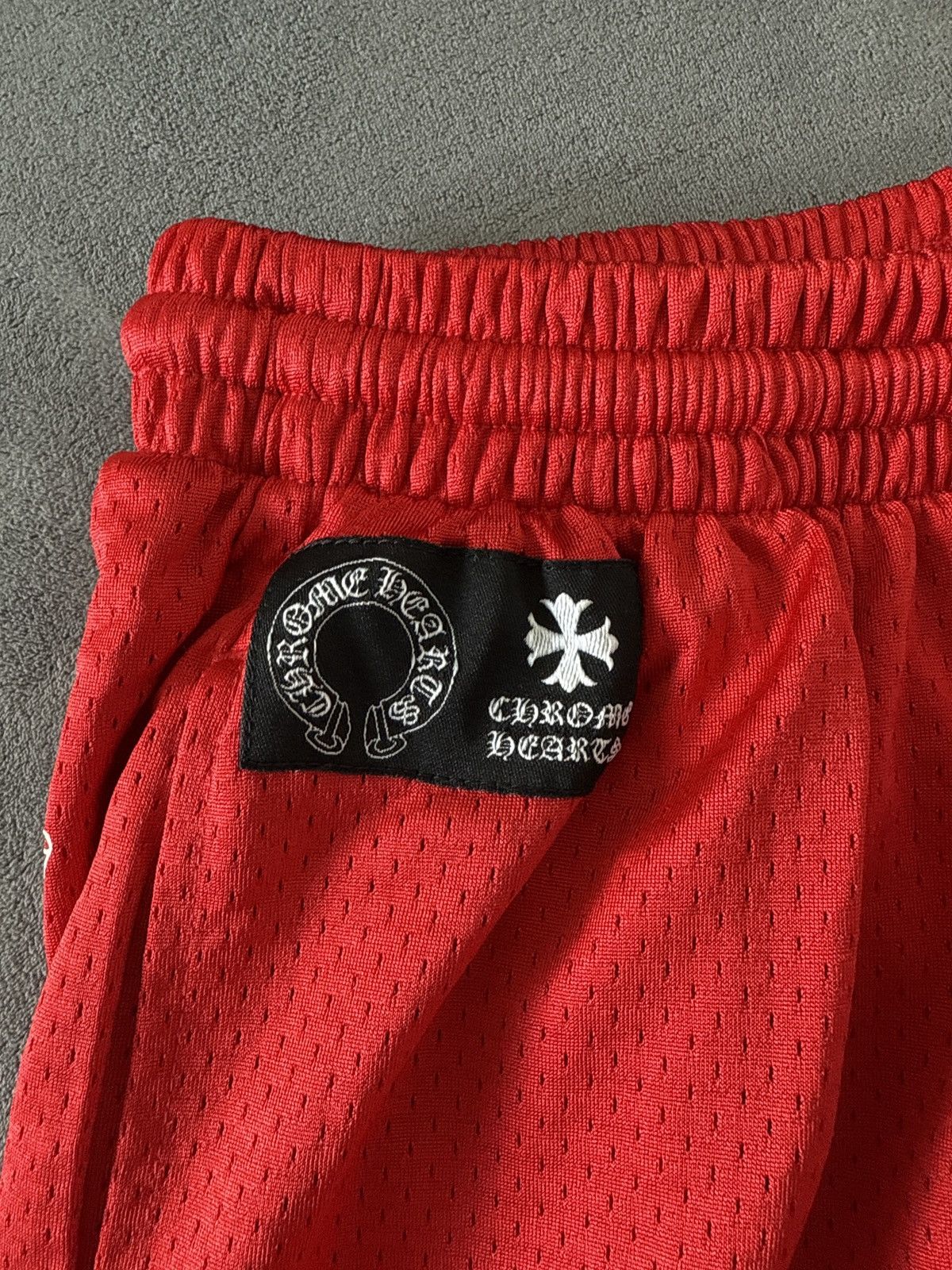 Chrome Hearts Chrome hearts red mesh matty boys shirts size m preowned Size US 30 / EU 46 - 4 Thumbnail