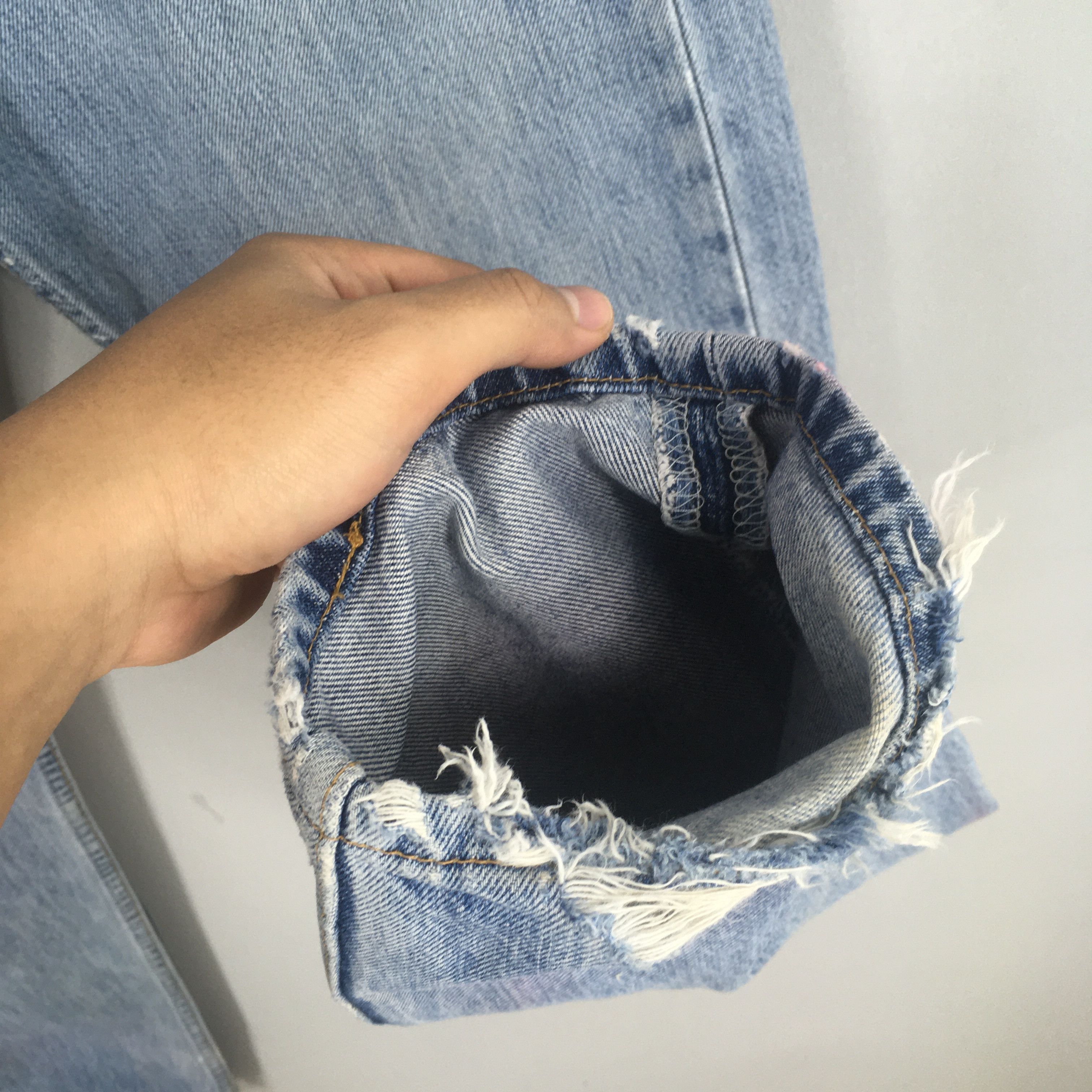 Levi's Size 30x30.5 Vintage 90s Levi's 501 Faded Blue Jeans Size US 30 / EU 46 - 5 Thumbnail