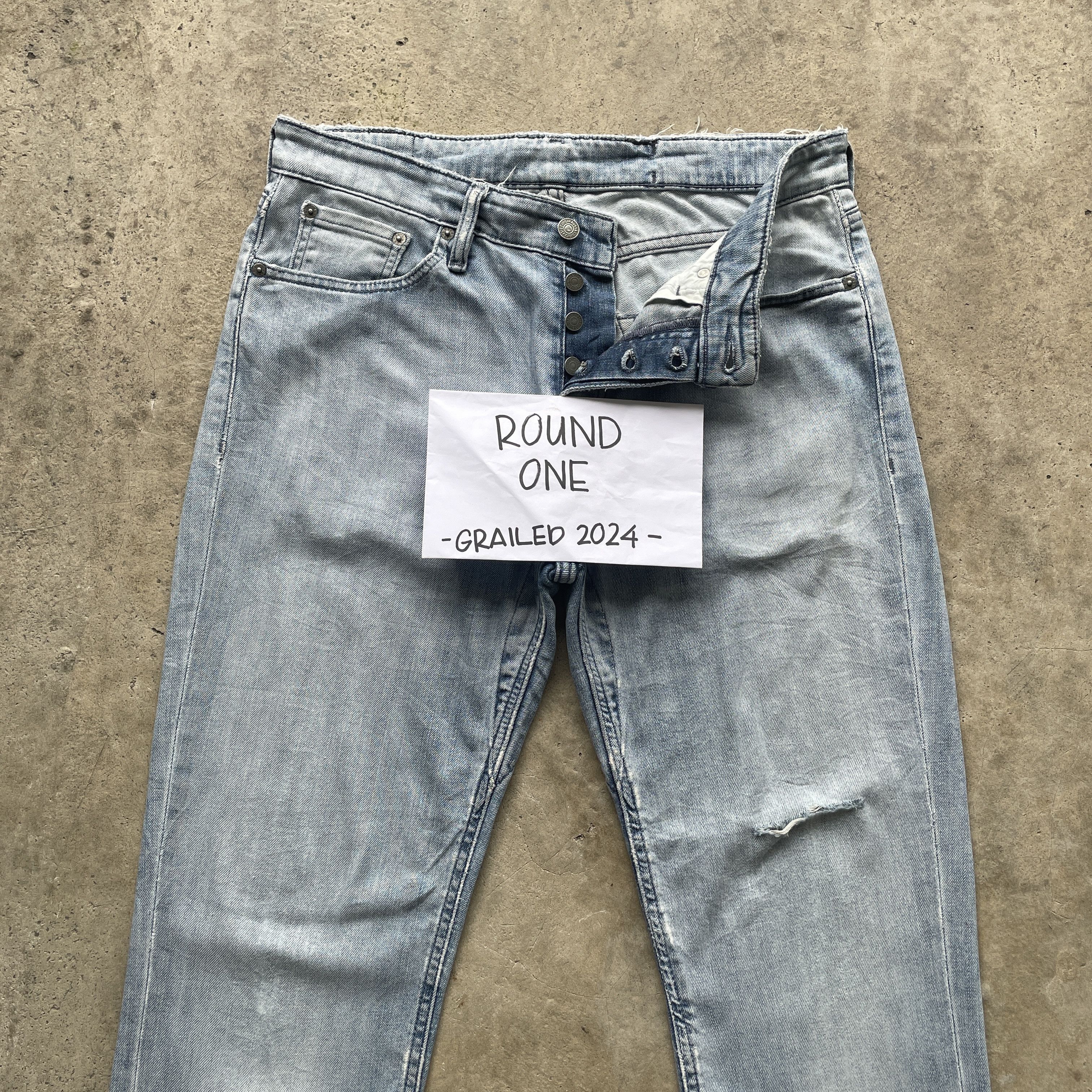 Levi's VINTAGE LEVI’S DISTRESSED JEANS STRAIGHT FADED DENIM PANTS Size US 33 - 3 Thumbnail