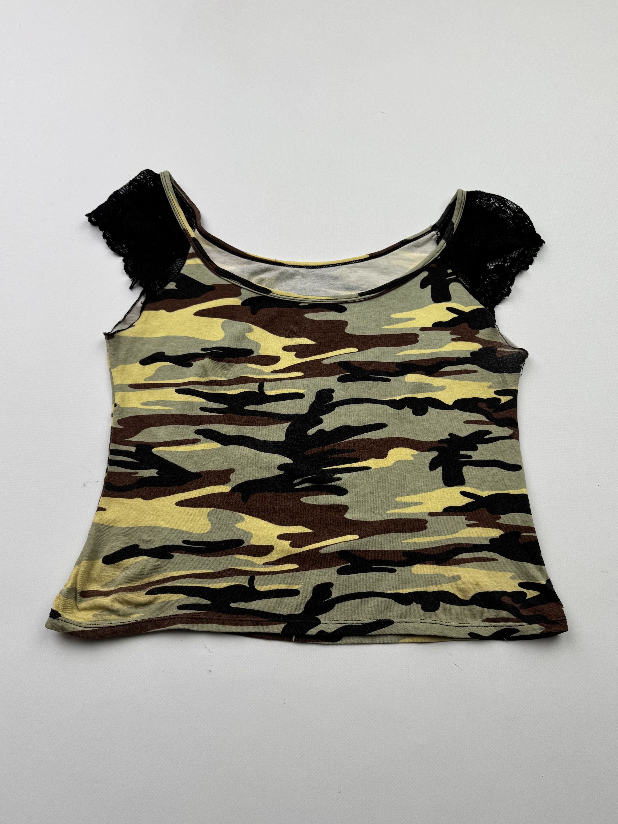 Japanese Brand Vintage Tank Top B550(V191)E2 Size S / US 4 / IT 40 - 1 Thumbnail
