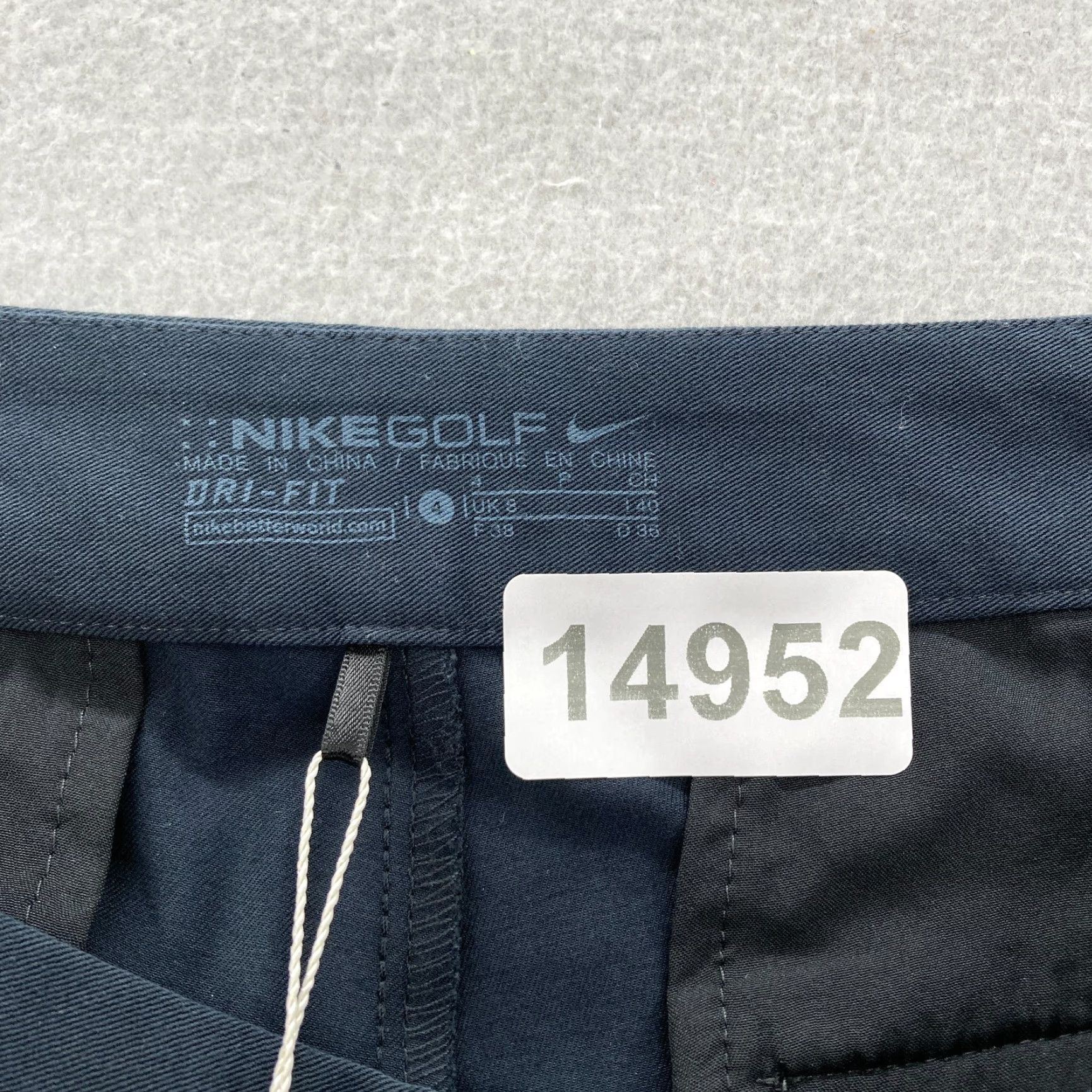 Nike Nike Golf Pants Women's 4 Slim Leg Cropped Navy Blue Dri-Fit Pleated Stretch NWT Size 27" / US 4 / IT 40 - 5 Thumbnail