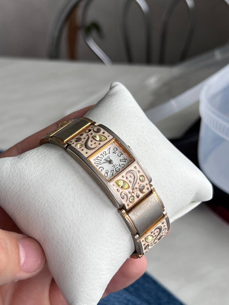 Japanese Brand Japanese Jewels Crystalized Watches Size ONE SIZE - 2 Thumbnail
