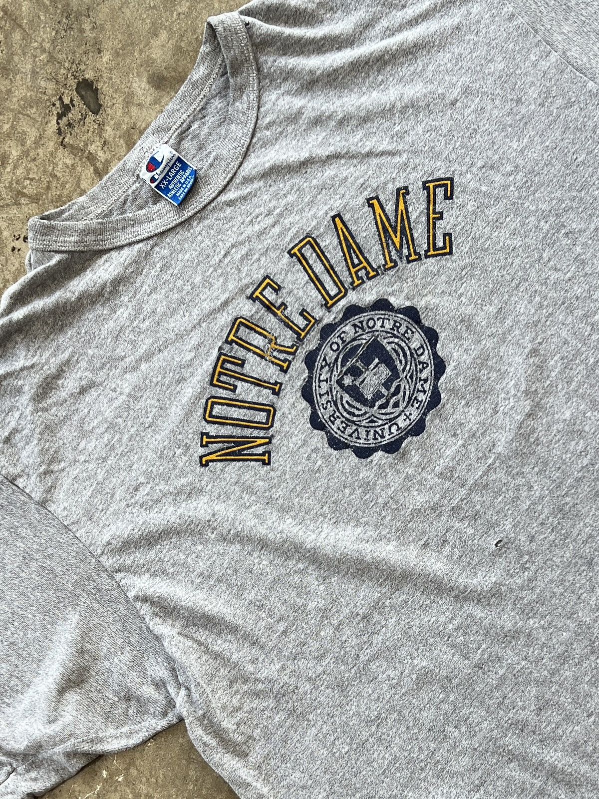 NCAA Vintage University of Notre Dame Tee USA made champion XL Size US XXL / EU 58 / 5 - 1 Thumbnail