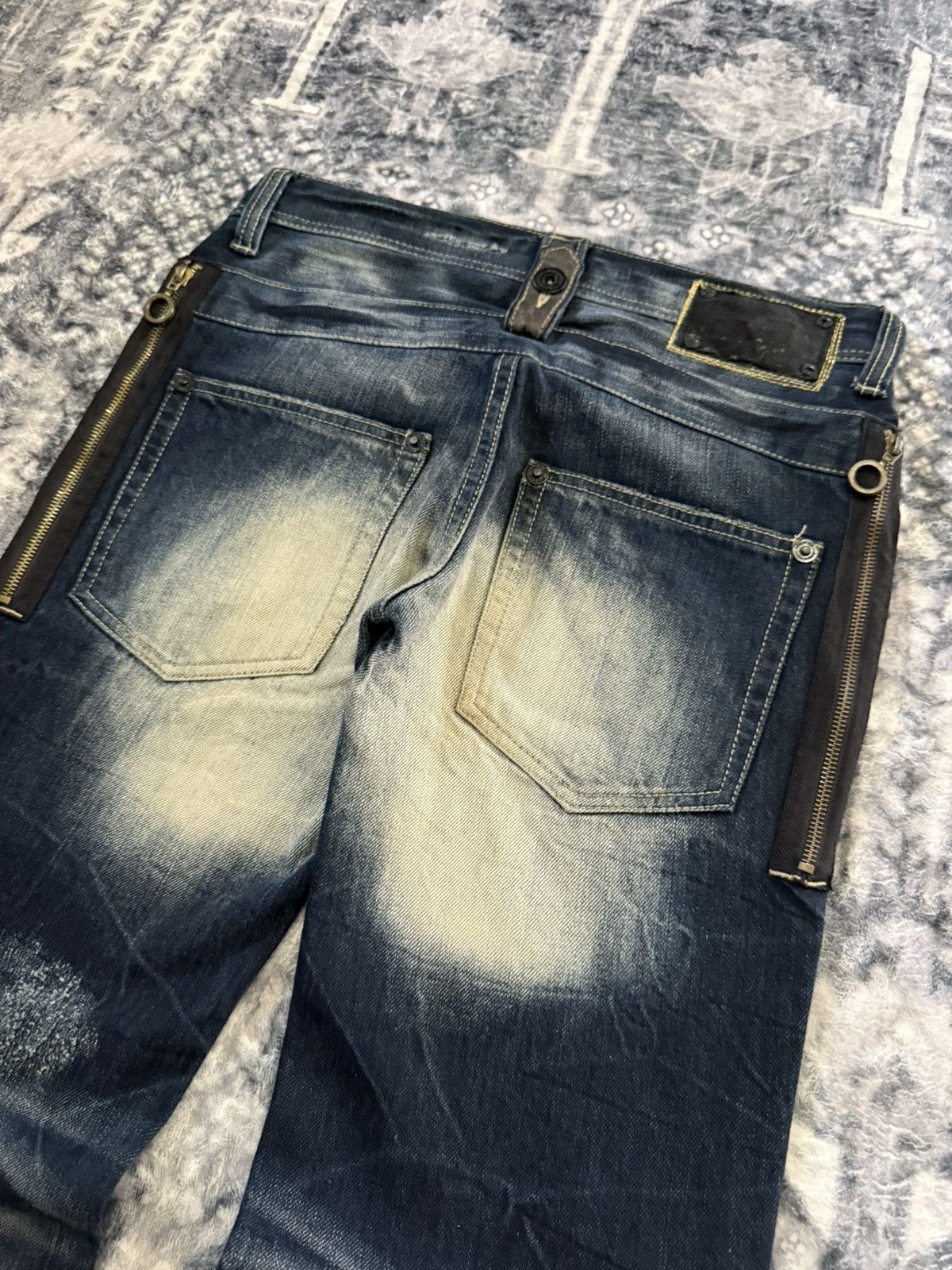 If Six Was Nine Trim Co Japan Wolf Cut Shadow Wash Studded Flared Jeans Size US 30 / EU 46 - 14 Thumbnail