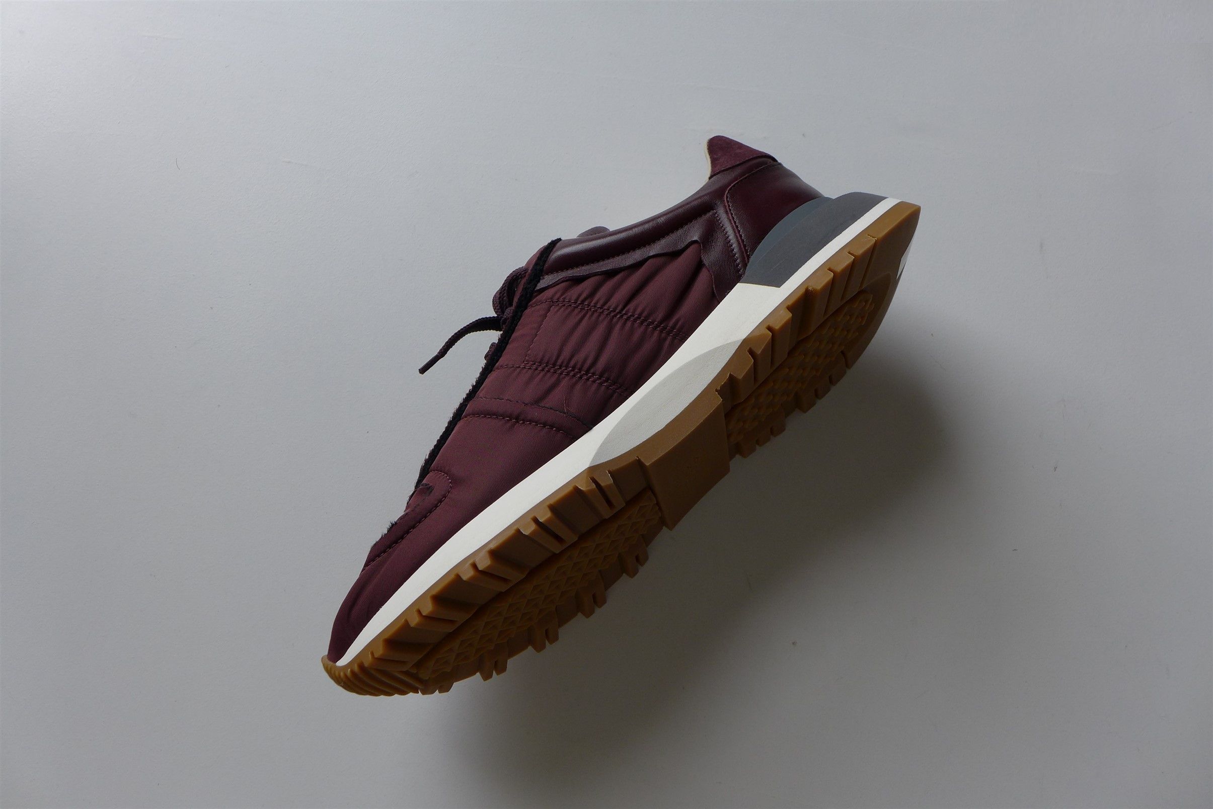 Maison Margiela Margiela Burgundy Runner Evolution Sneakers Size US 12 / EU 45 - 11 Thumbnail