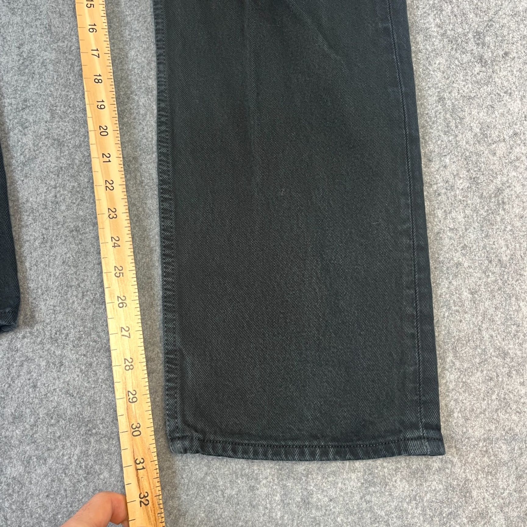 Levi's VINTAGE Levi's 501 Jeans Mens Straight 36 32 Dark Grey Button Fly 90s Levi's 501 Series Regular Denim Cotton 5-Pocket Mens Jeans Size US 36 / EU 52 - 4 Thumbnail