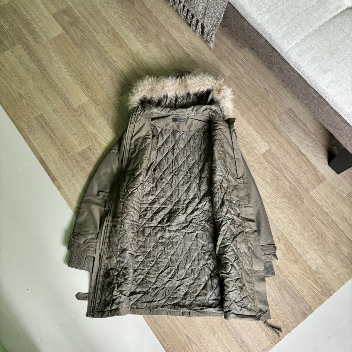 If Six Was Nine × Japanese Brand × Le Grande Bleu (L.G.B.) 2000s Kmrii style Clumzy Ifsixwasnine fur jacket japan Size US M / EU 48-50 / 2 - 4 Thumbnail