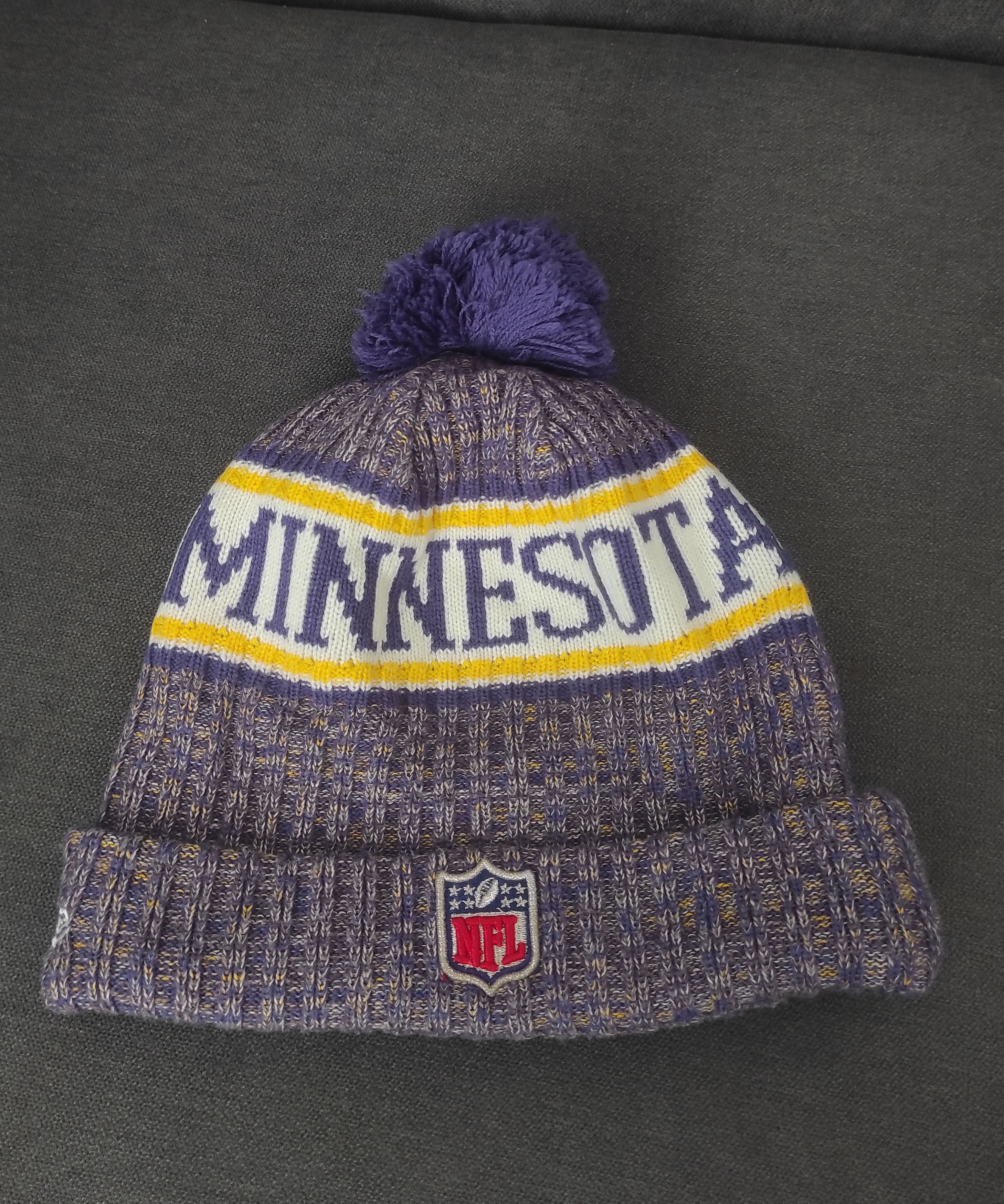 NFL × New Era Minnesota Vikings Striped NFL Logo Beanie Hat Knit Rare 2018 Size ONE SIZE - 4 Thumbnail