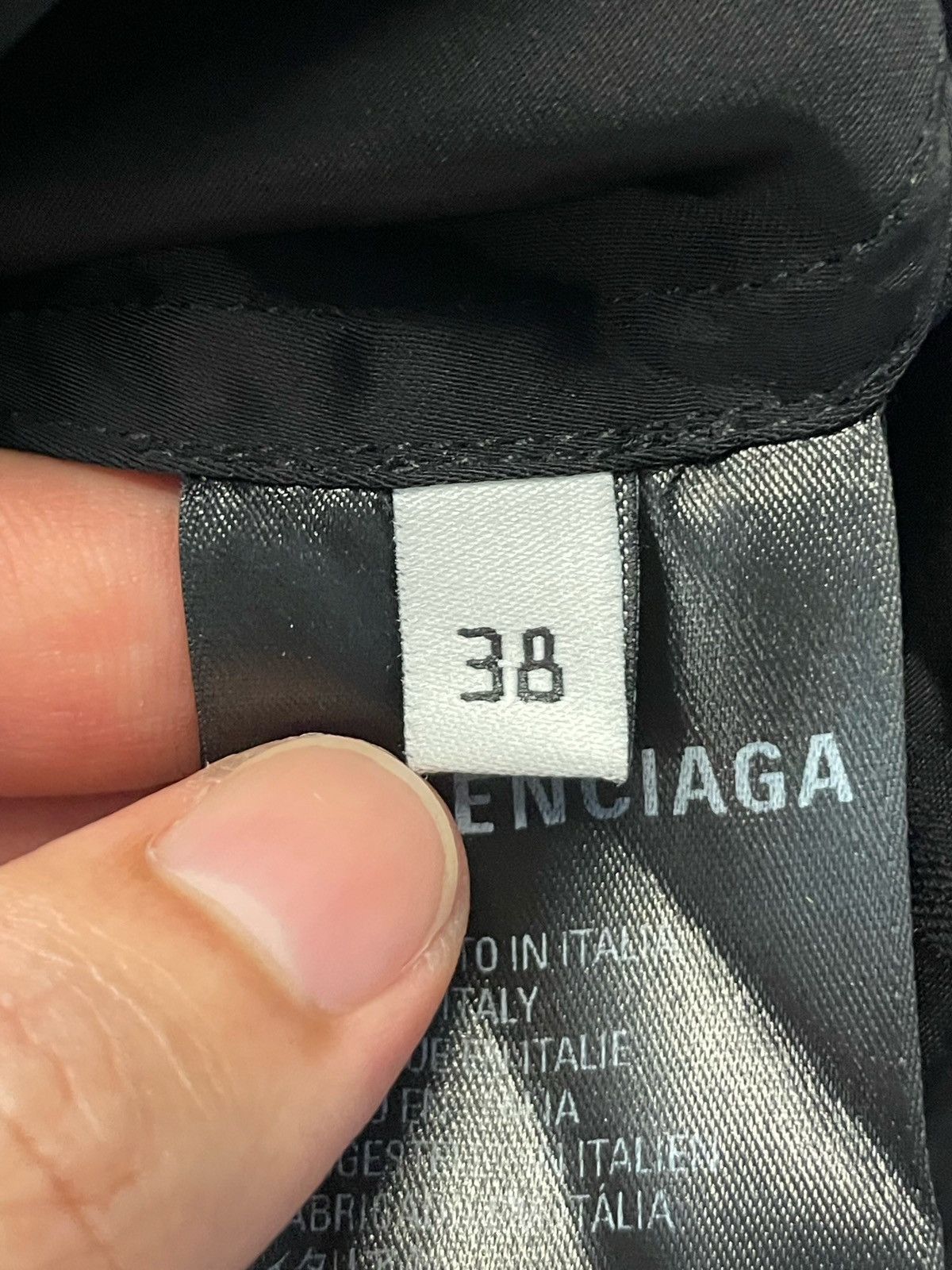 Balenciaga Balenciaga Monogram Prints Logo Shirt Size US S / EU 44-46 / 1 - 11 Thumbnail