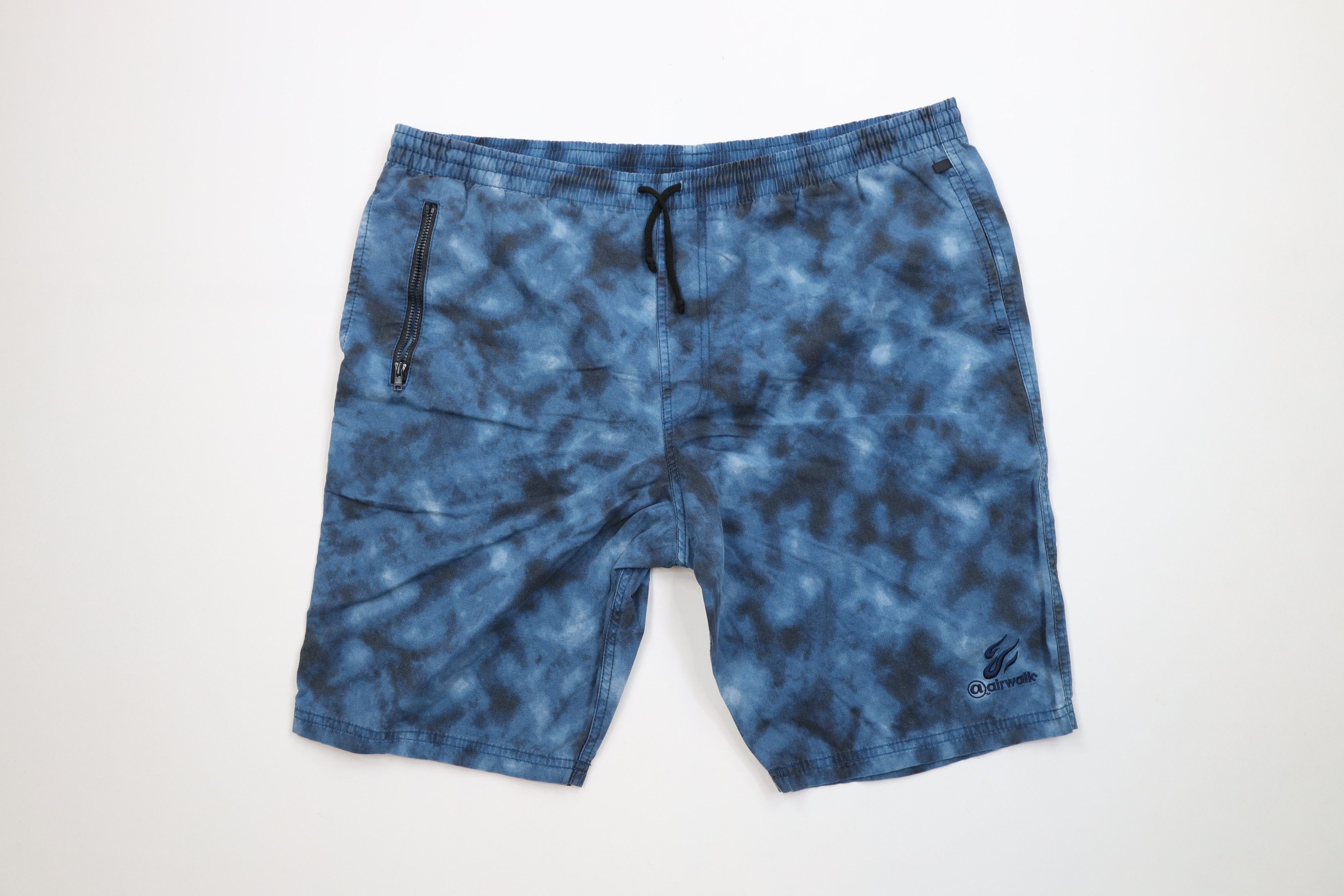 Airwalk Vintage 90s Airwalk Skateboarding Acid Wash Lined Shorts Size US 34 / EU 50 - 1 Thumbnail