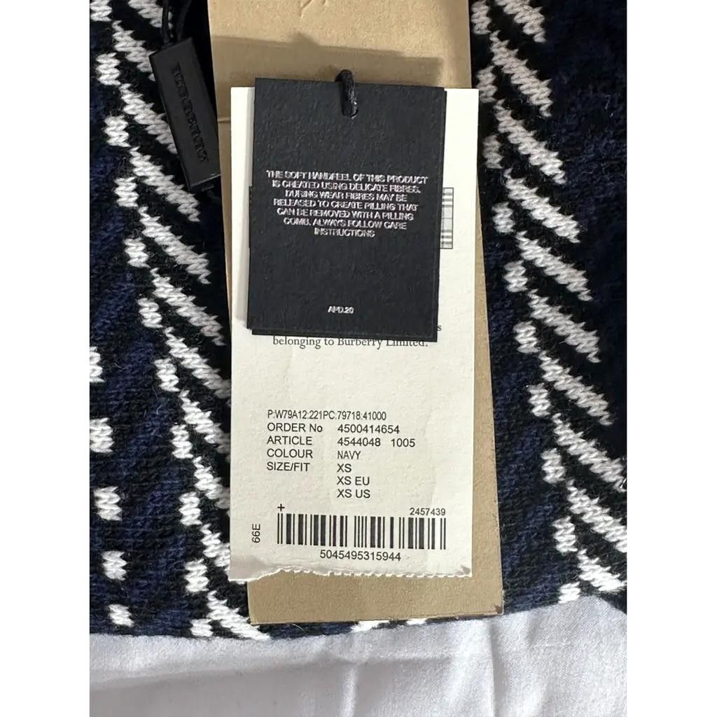 Burberry Burberry Women's Wool Jacket - Size XS Size XS / US 0-2 / IT 36-38 - 6 Thumbnail