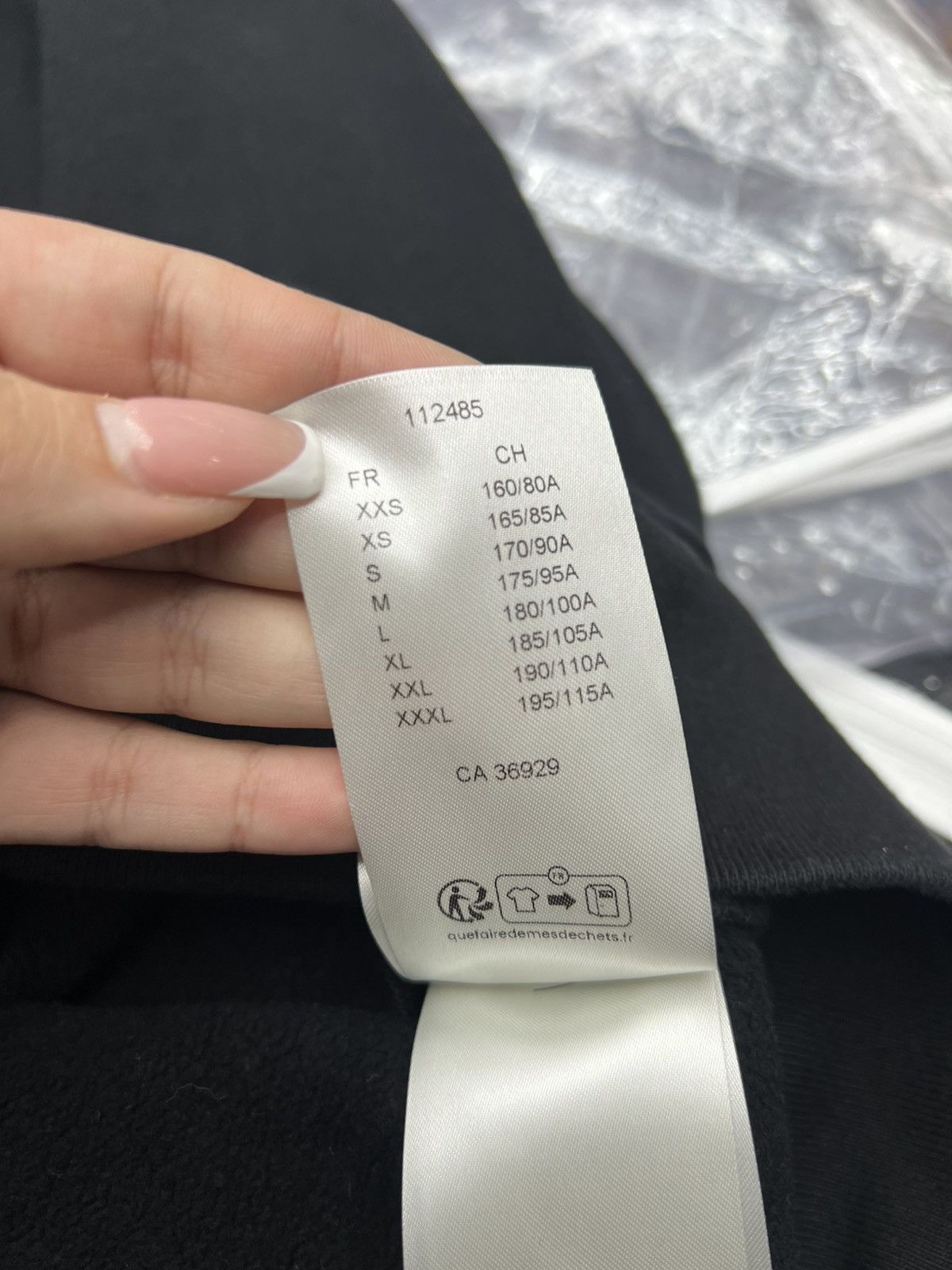Louis Vuitton Louis Vuitton Black Pin Hoodie Size US XL / EU 56 / 4 - 10 Thumbnail