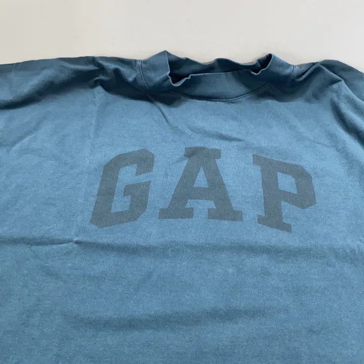 Balenciaga Balenciaga YEEZY x Gap x Balenciaga Dove 3/4 Sleeve Tee -2 Size US L / EU 52-54 / 3 - 3 Thumbnail
