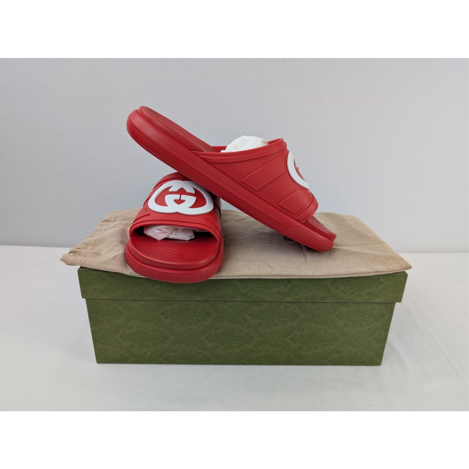 Gucci o1rshd1 Men's New Pursuit Slide Rubber 650 Slipper in Red Size US 12.5 / EU 45-46 - 18 Thumbnail