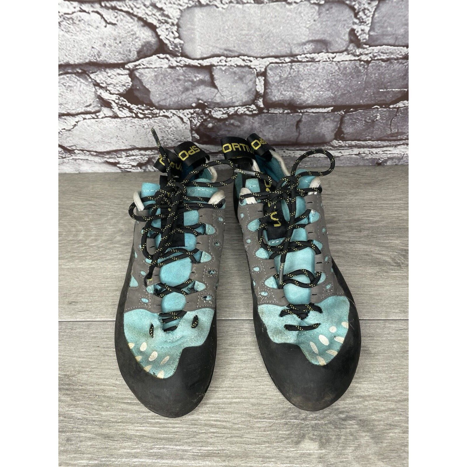 La Sportiva La Sportiva Tarantulace Rock Climbing Blue Gray Lace Up Shoe Size US 6 / EU 39 - 13 Thumbnail