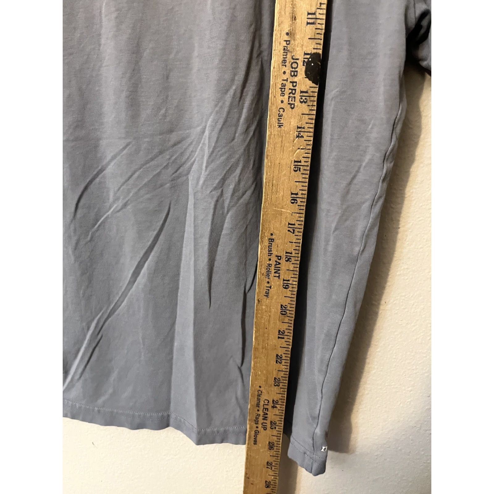 Nike Nike Dri-Fit Graphic T-Shirt Mens Gray Small Nike Tee Short Sleeve Athletic Shirt Sports Size US S / EU 44-46 / 1 - 4 Thumbnail