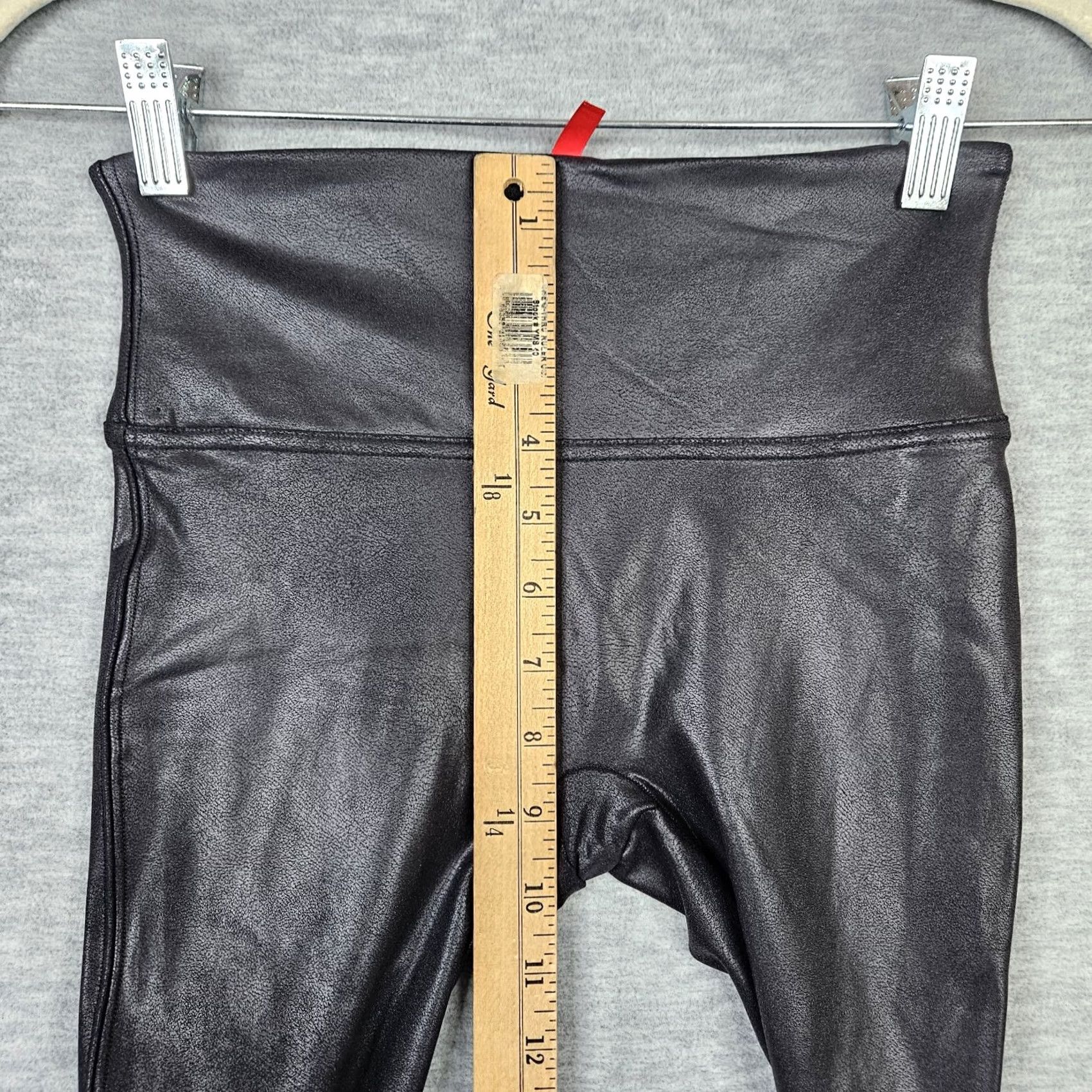 Spanx Spanx Women's Black Faux Leather Pull Skinny Pant Size S Regular Zip Button Pants Size 28" / US 6 / IT 42 - 4 Thumbnail
