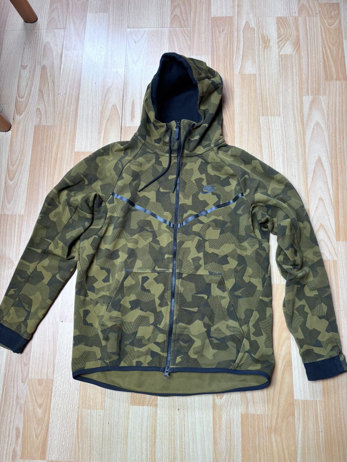 Nike Nike tech fleece zip hoodie Size US M / EU 48-50 / 2 - 1 Thumbnail