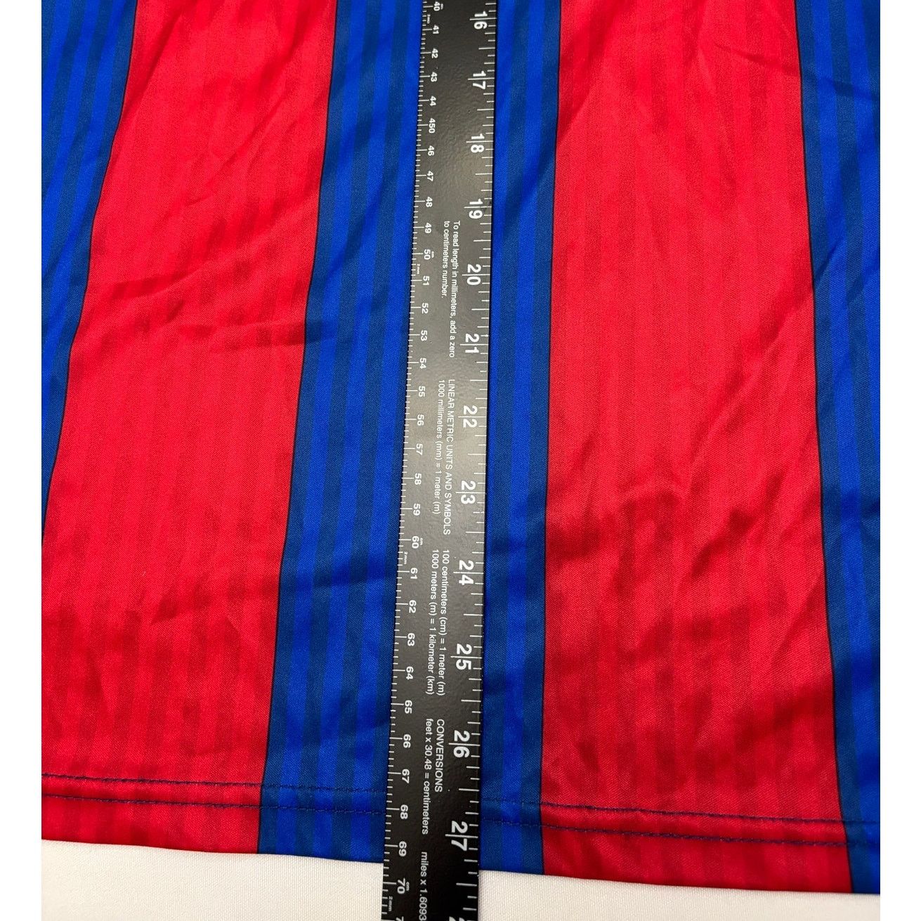 Other MESSI Barcelona Unicef Football Soccer Jersey | Men's Small Size US S / EU 44-46 / 1 - 7 Thumbnail