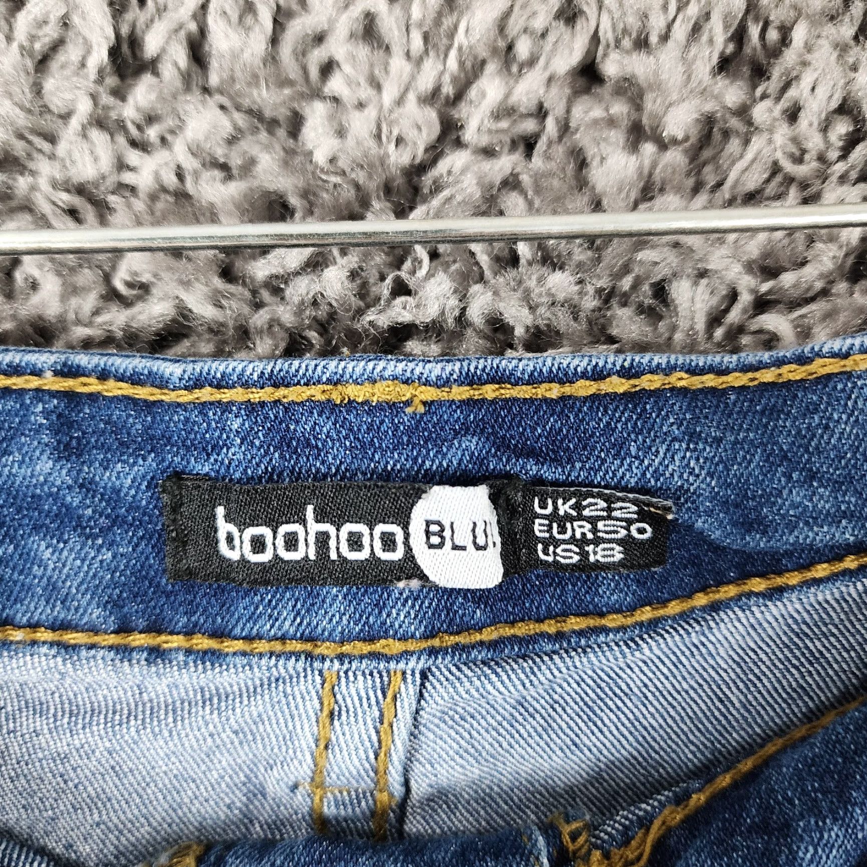Boohoo BOOHOO Plus Distressed Tapered Jeans Size 18 Blue Womens Size 40" / US 18 - 3 Thumbnail