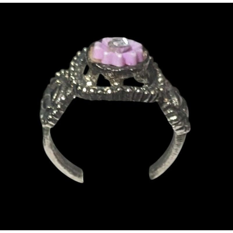 Other Purple Floral And Silver Tone Fashion Ring Size 4 1/2 Size ONE SIZE - 8 Thumbnail