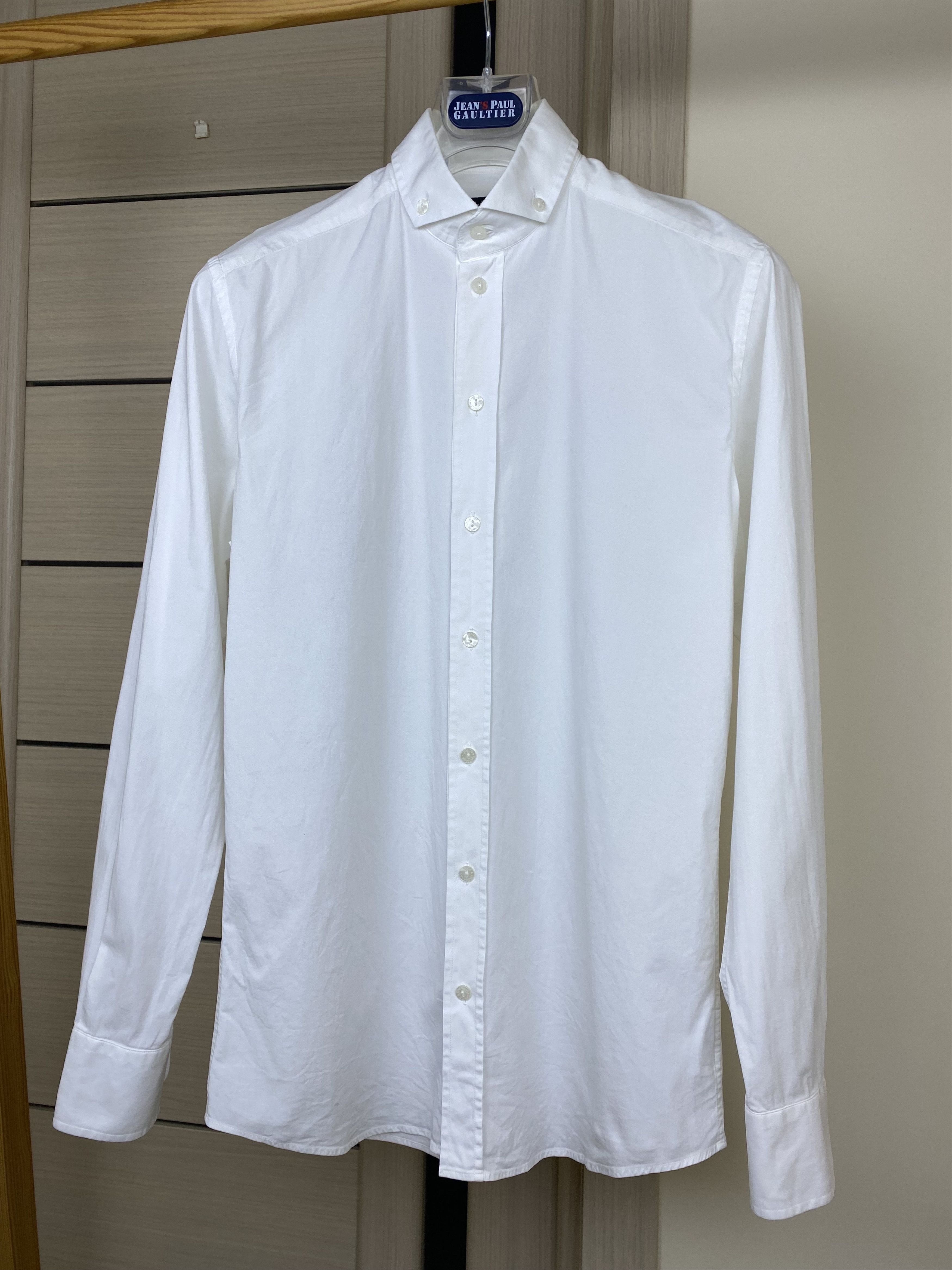 Dolce & Gabbana Classic white cotton slim-fit Dolce & Gabbana gold shirt Size US M / EU 48-50 / 2 - 3 Thumbnail