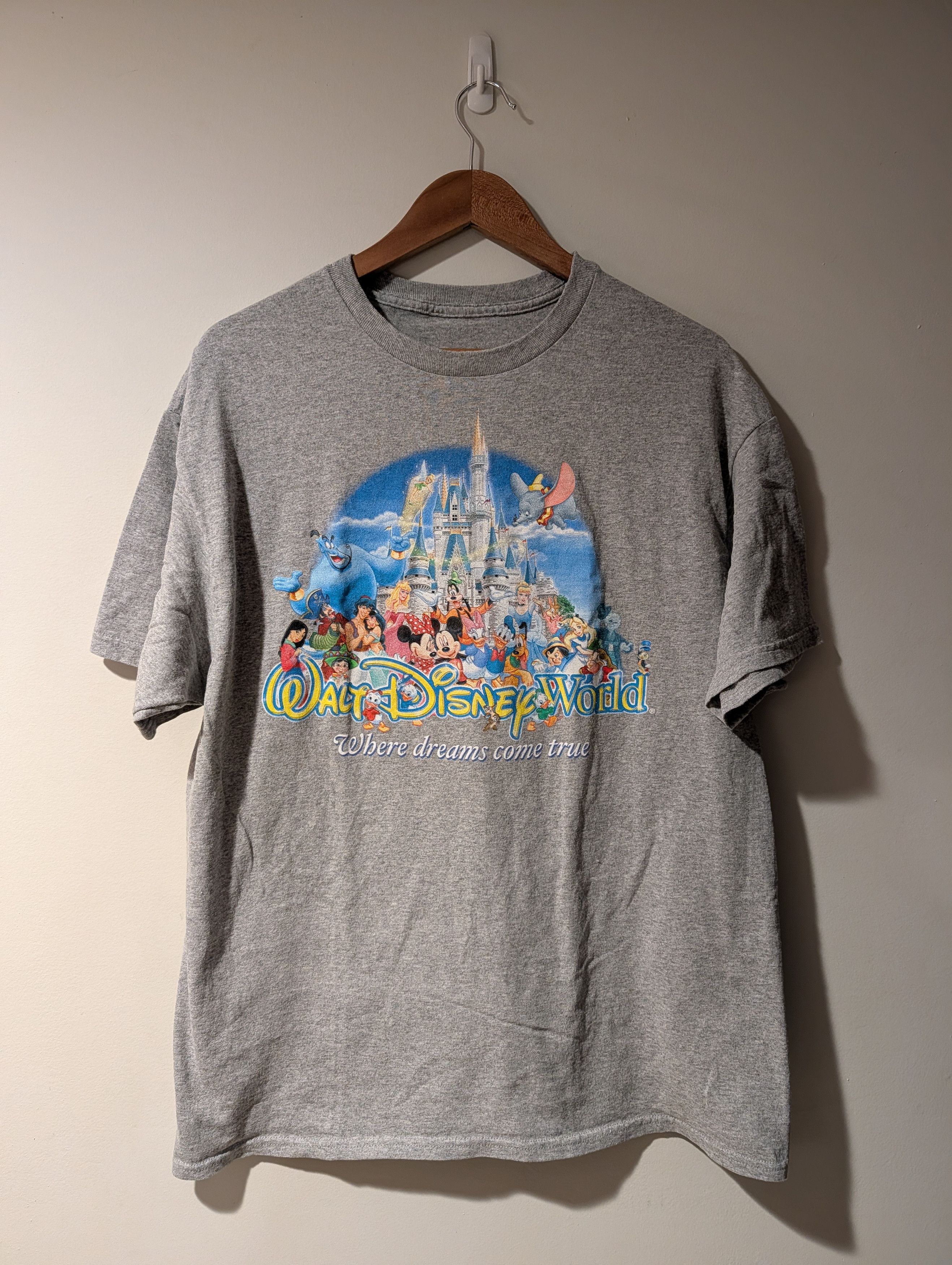 Disney Walt Disney World Where Dream Come True Castle Magic T-Shirt Size US XL / EU 56 / 4 - 1 Thumbnail