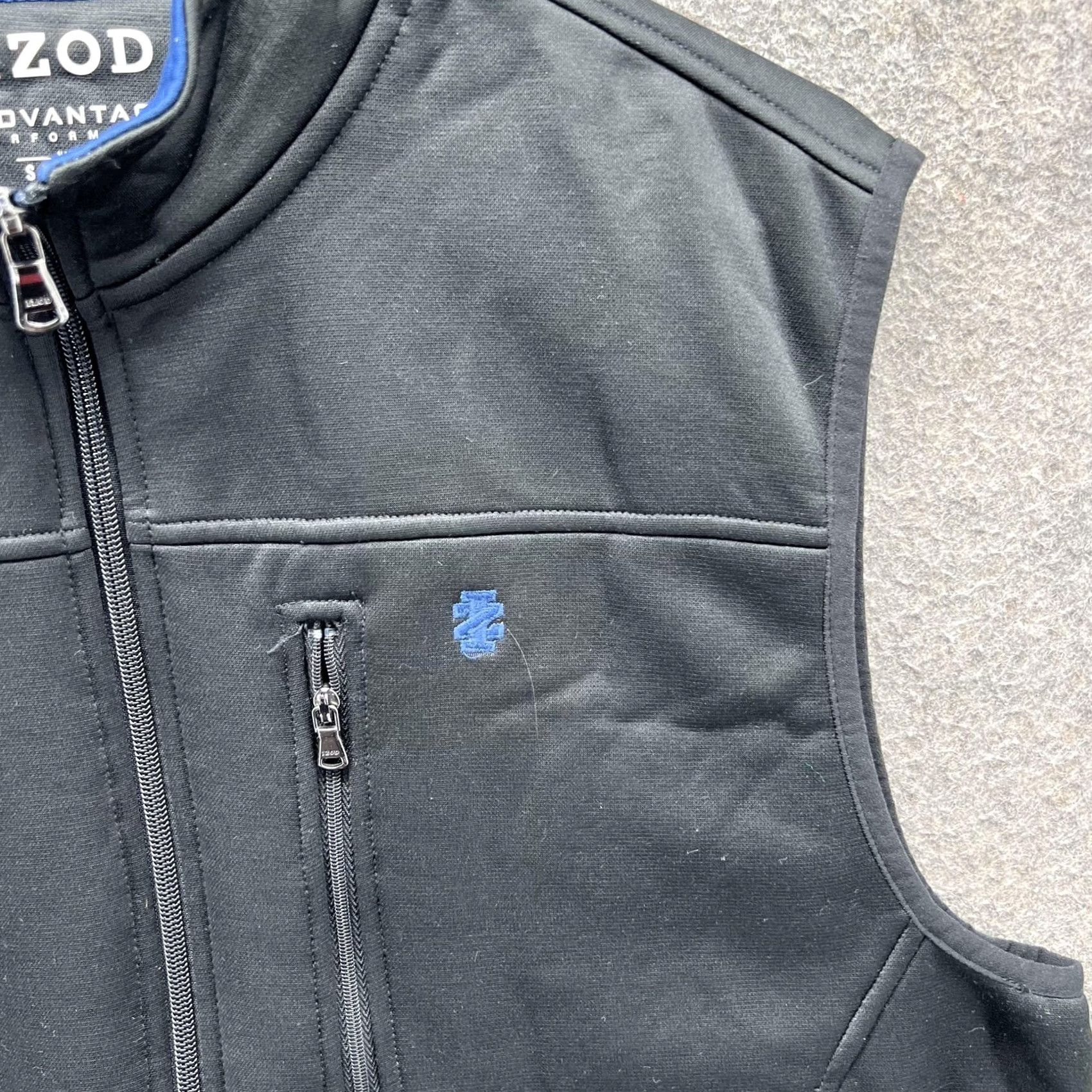 Izod IZOD Advantage Performance Vest Mens M Black Softshell Full Zip Pockets Vest Size US M / EU 48-50 / 2 - 4 Thumbnail