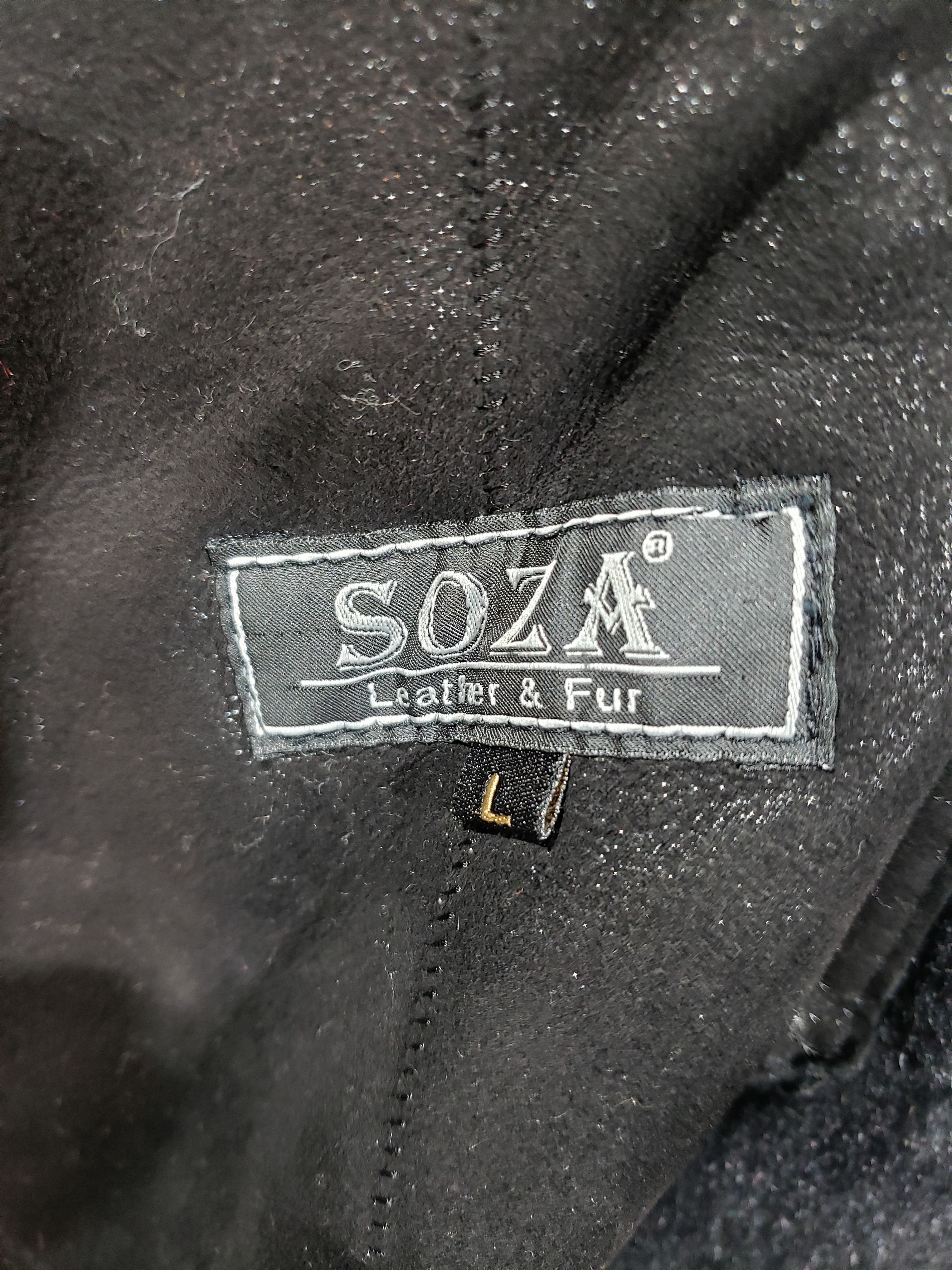 Other Stylish black sheepskin coat with a warm fluffy collar. Size L / US 10 / IT 46 - 10 Thumbnail
