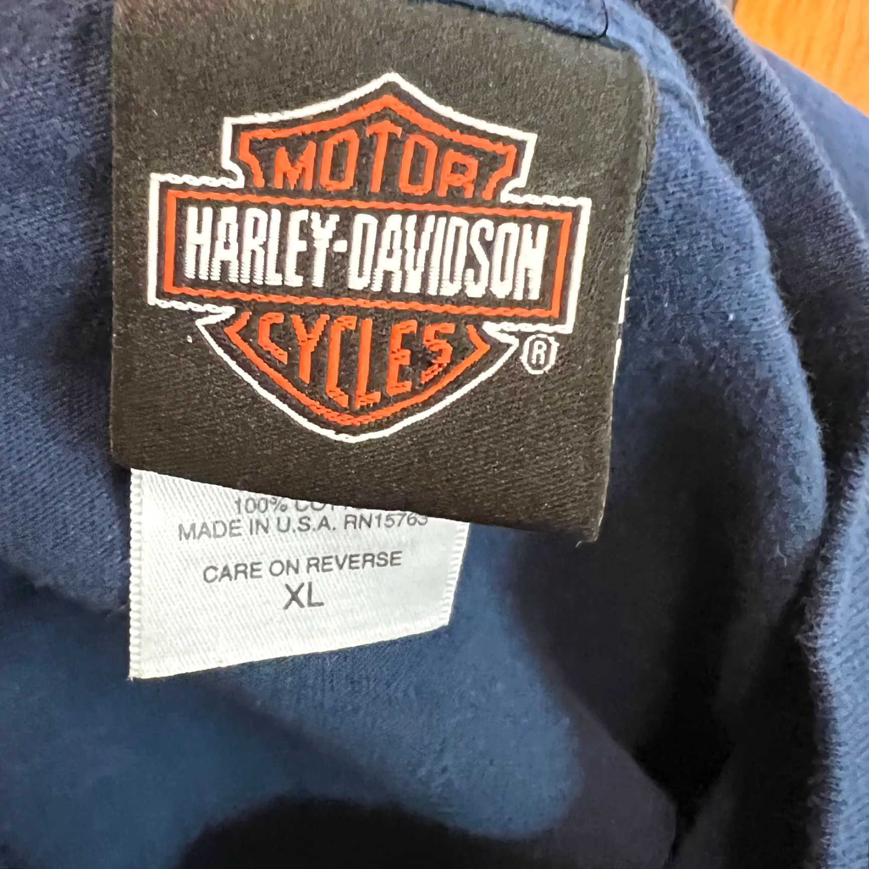 Harley Davidson VINTAGE Harley-Davidson Motorcycle Graphic T-Shirt XL Blue 2002 Black River Falls Mens Size US XL / EU 56 / 4 - 6 Thumbnail