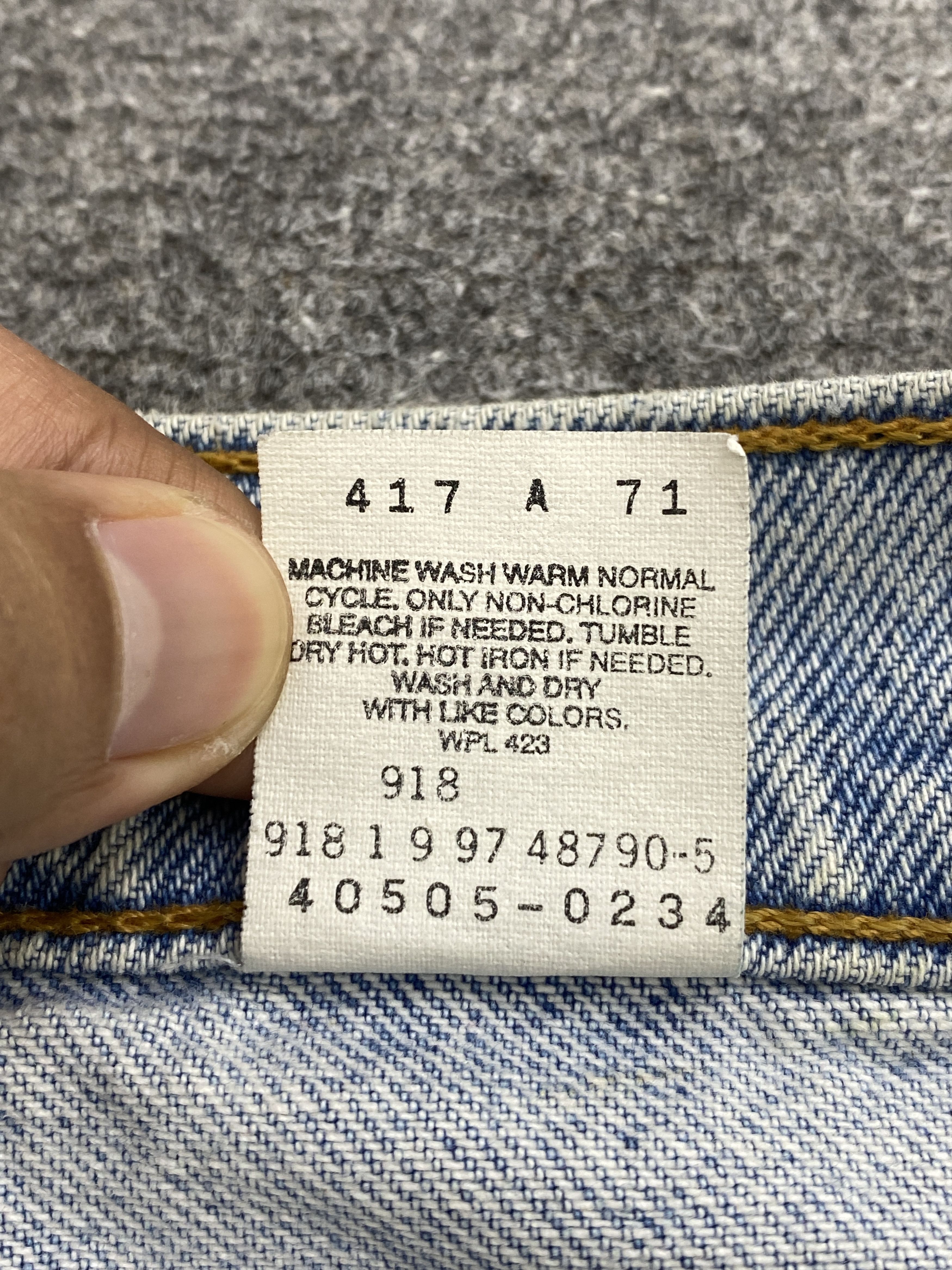 Levi's × Vintage Vintage 90s Levi's 505 Light Washed Orange Tab Jeans Size US 33 - 8 Thumbnail