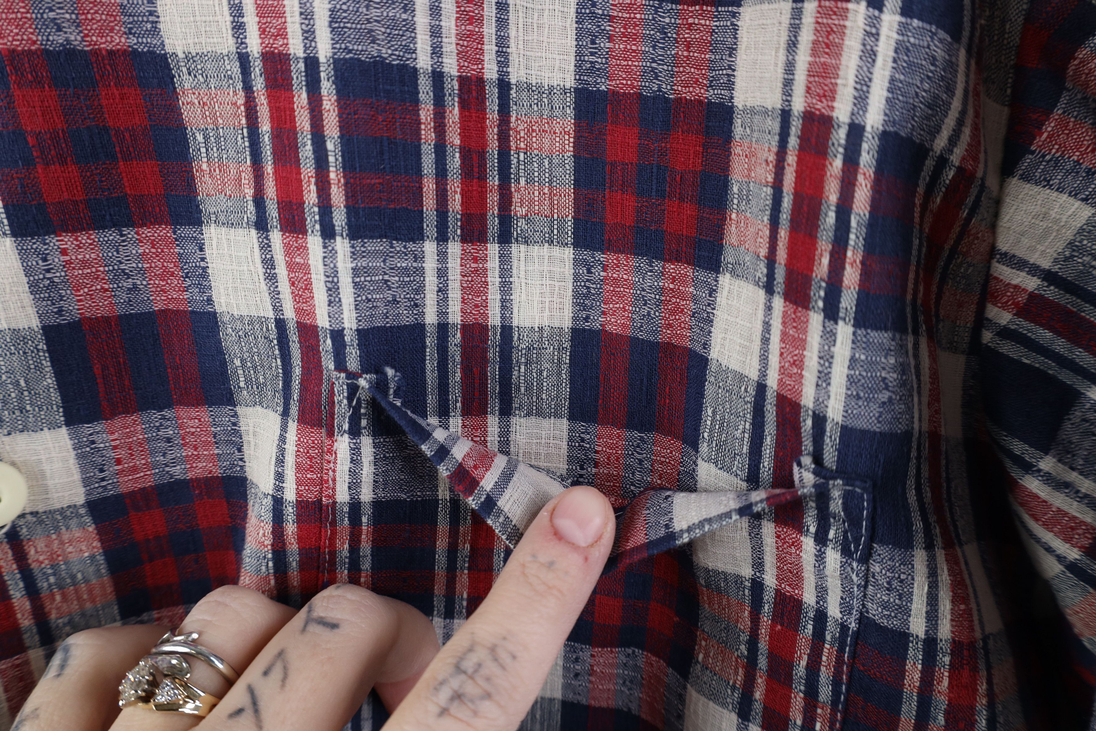 Vintage Vintage 70s Streetwear Knit Collared Button Shirt Plaid Size US L / EU 52-54 / 3 - 5 Thumbnail