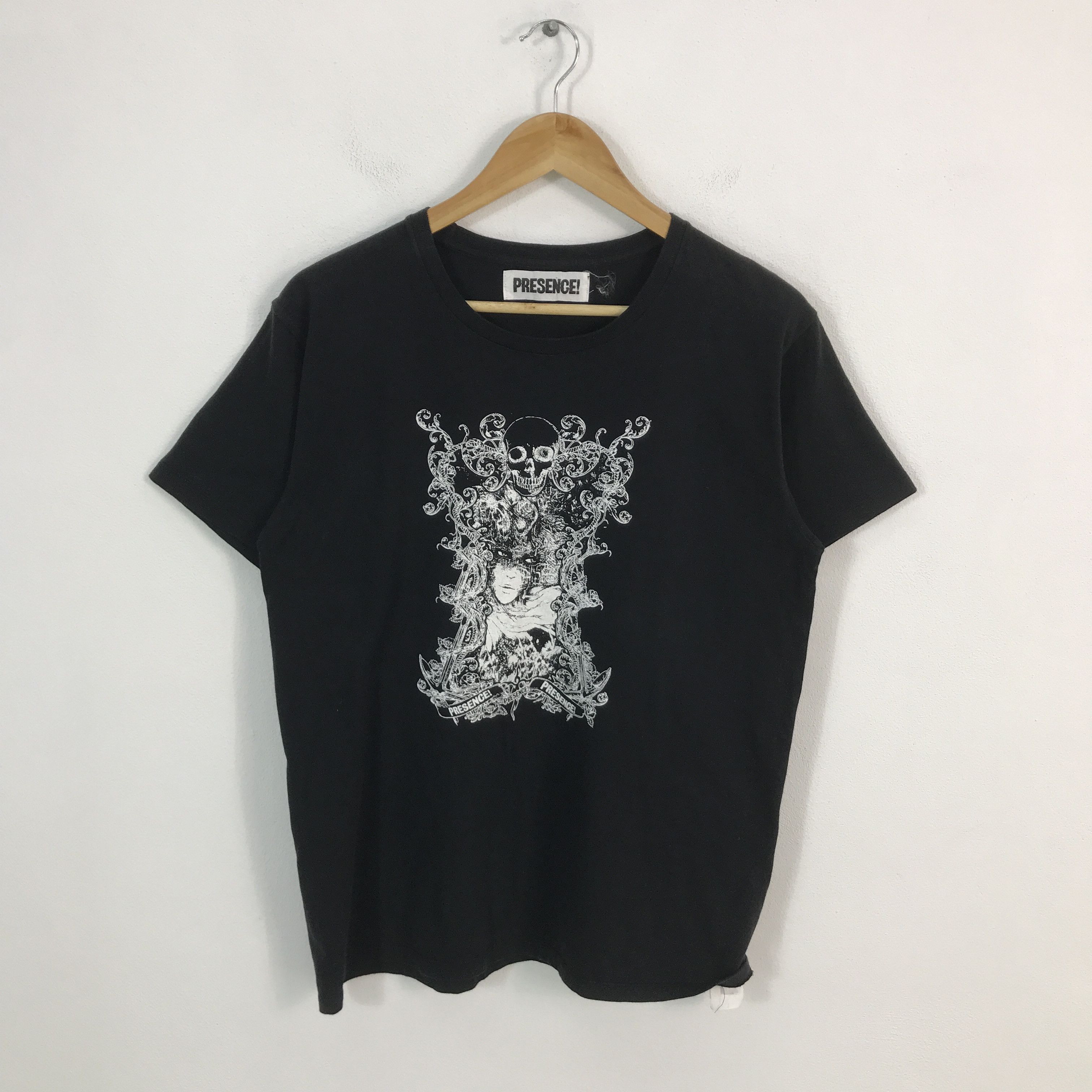 Japanese Brand presence Design Skull black tshirts punk Japan style Size US M / EU 48-50 / 2 - 1 Thumbnail